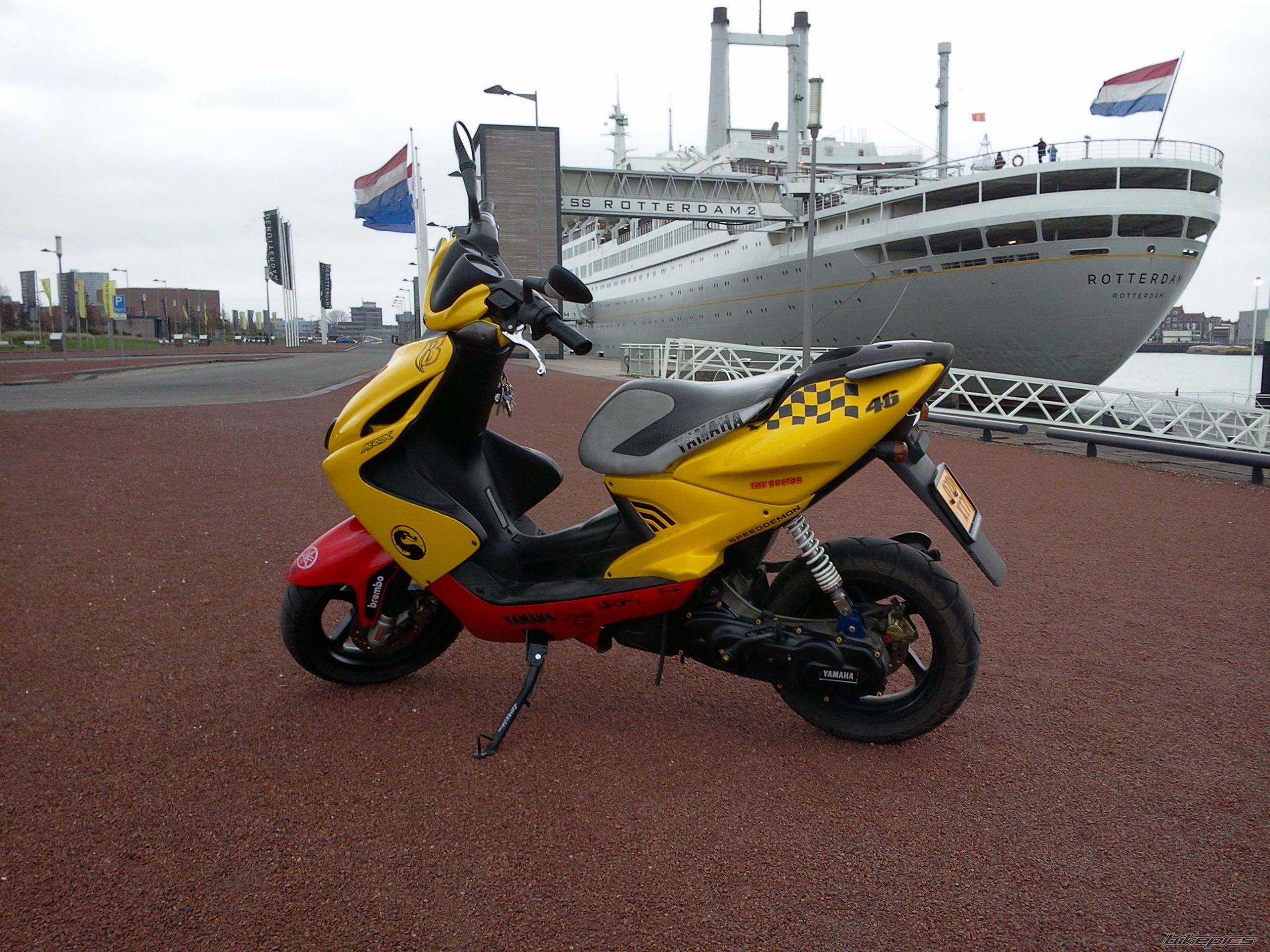 2009 YAMAHA AEROX 50 | Picture 2308367 motorcycle photo