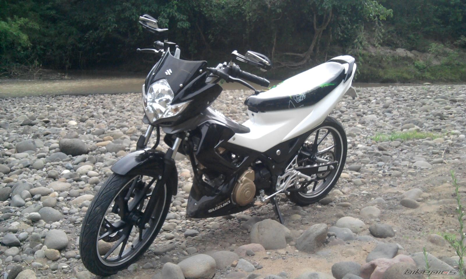 2011 SUZUKI RAIDER 150 | Picture 2308681 motorcycle photo