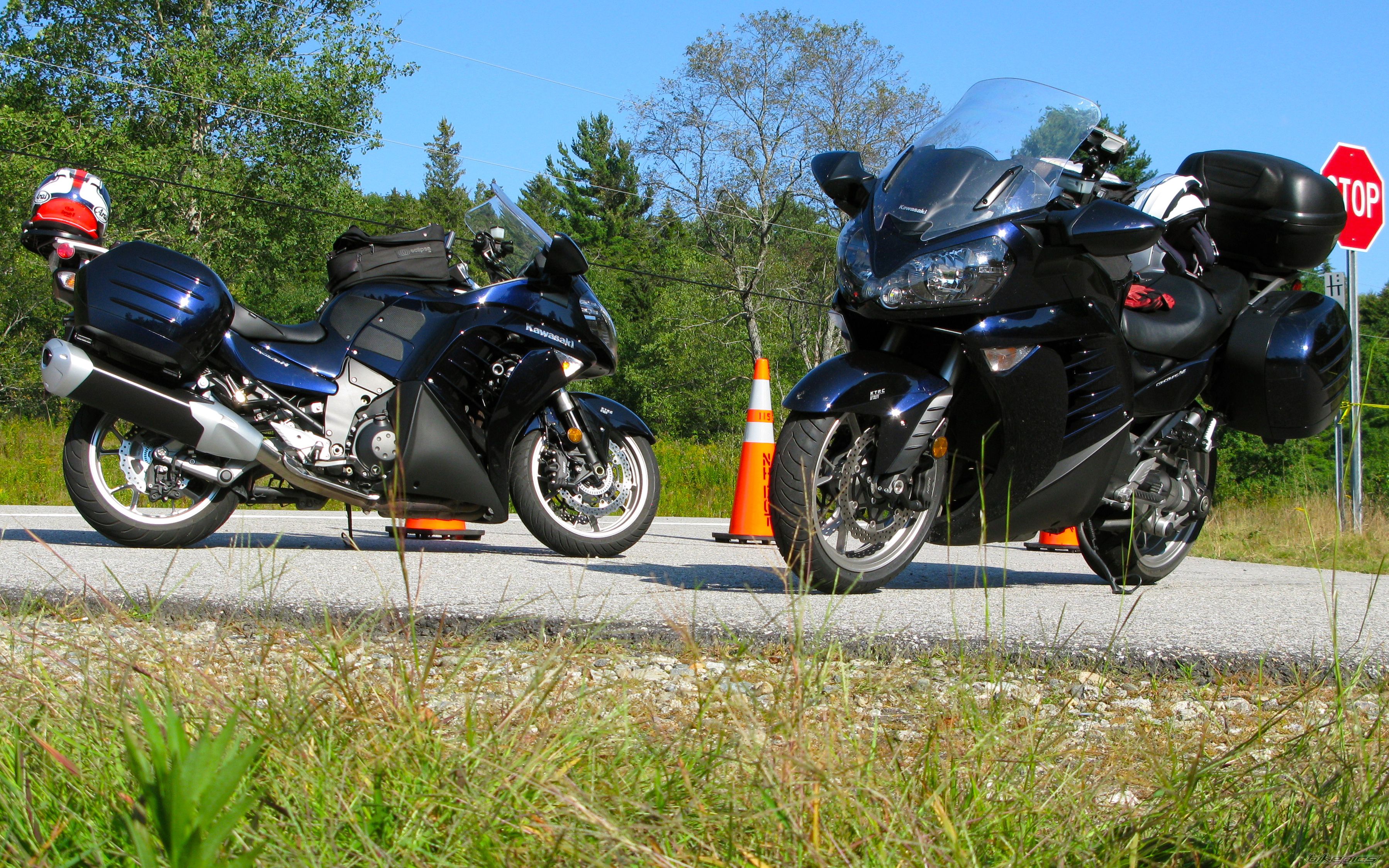 2010 KAWASAKI GTR1400 | Picture 2308889 motorcycle photo