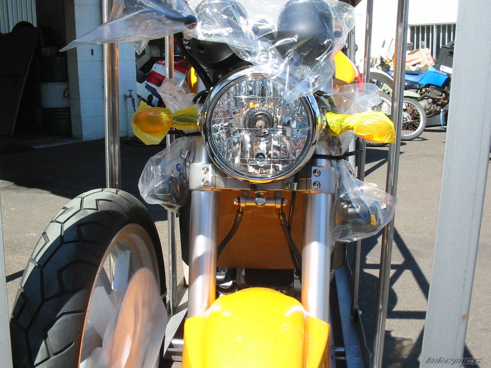 2004 HYOSUNG GT 650 COMET | Picture 230914 motorcycle photo