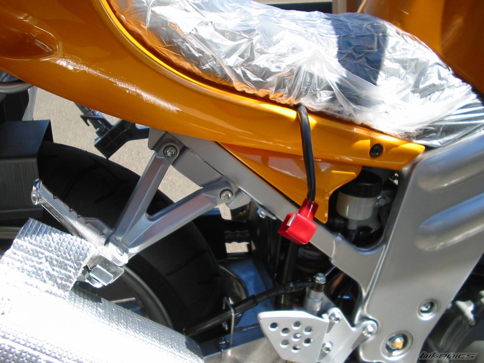 2004 HYOSUNG GT 650 COMET | Picture 230915 motorcycle photo