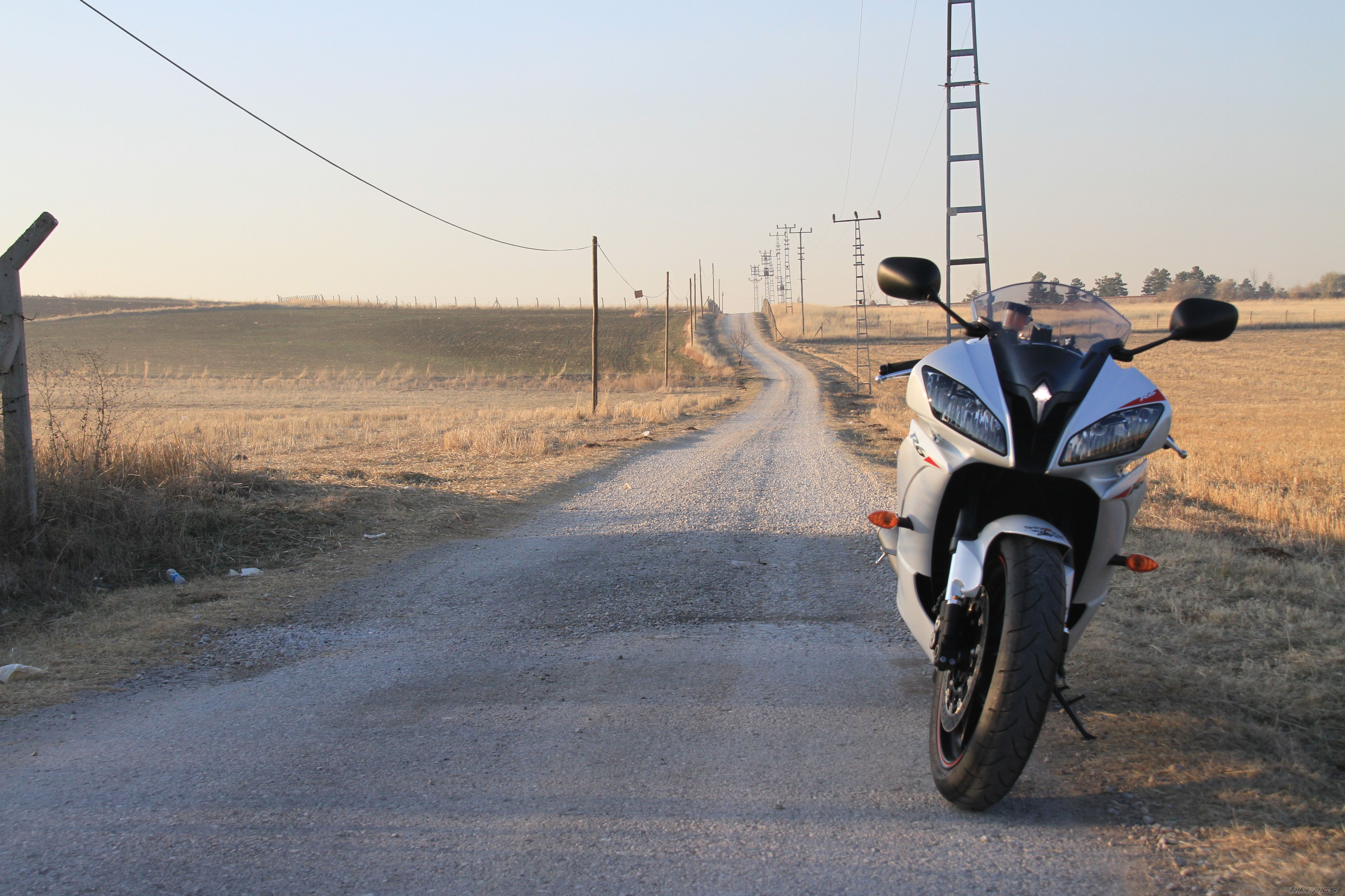 2011 YAMAHA YZF R6 | Picture 2311835 motorcycle photo