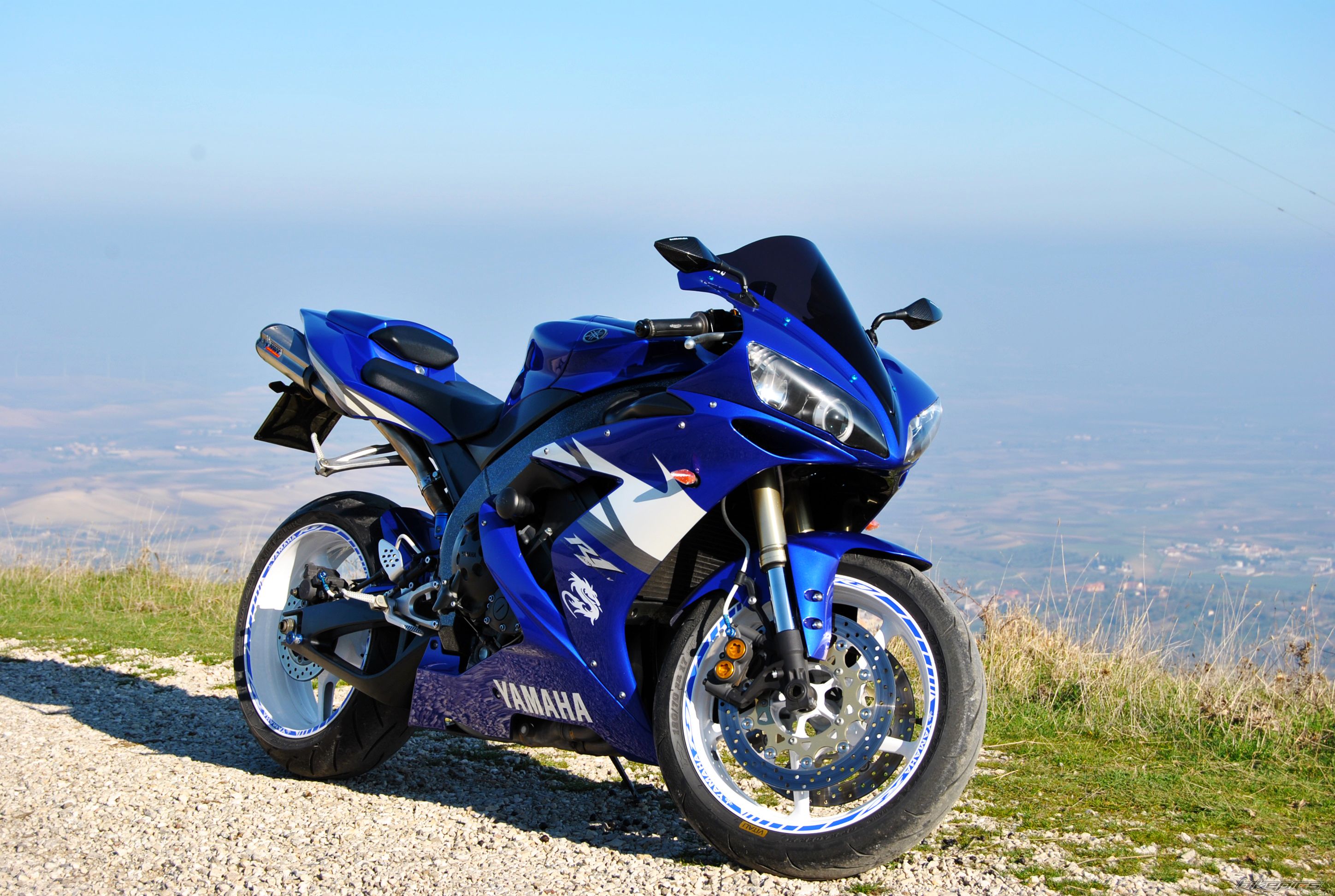 2005 YAMAHA YZF R1 | Picture 2313746 motorcycle photo