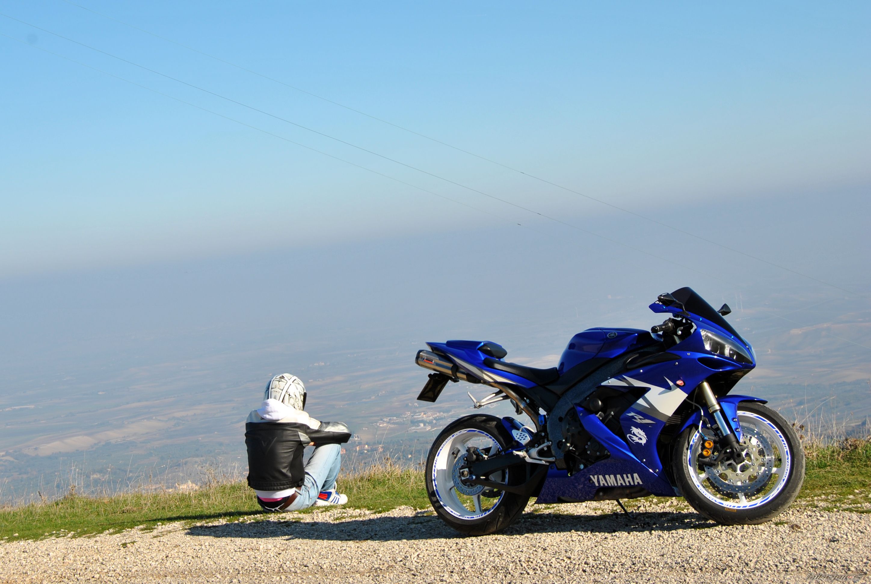 2005 YAMAHA YZF R1 | Picture 2313747 motorcycle photo