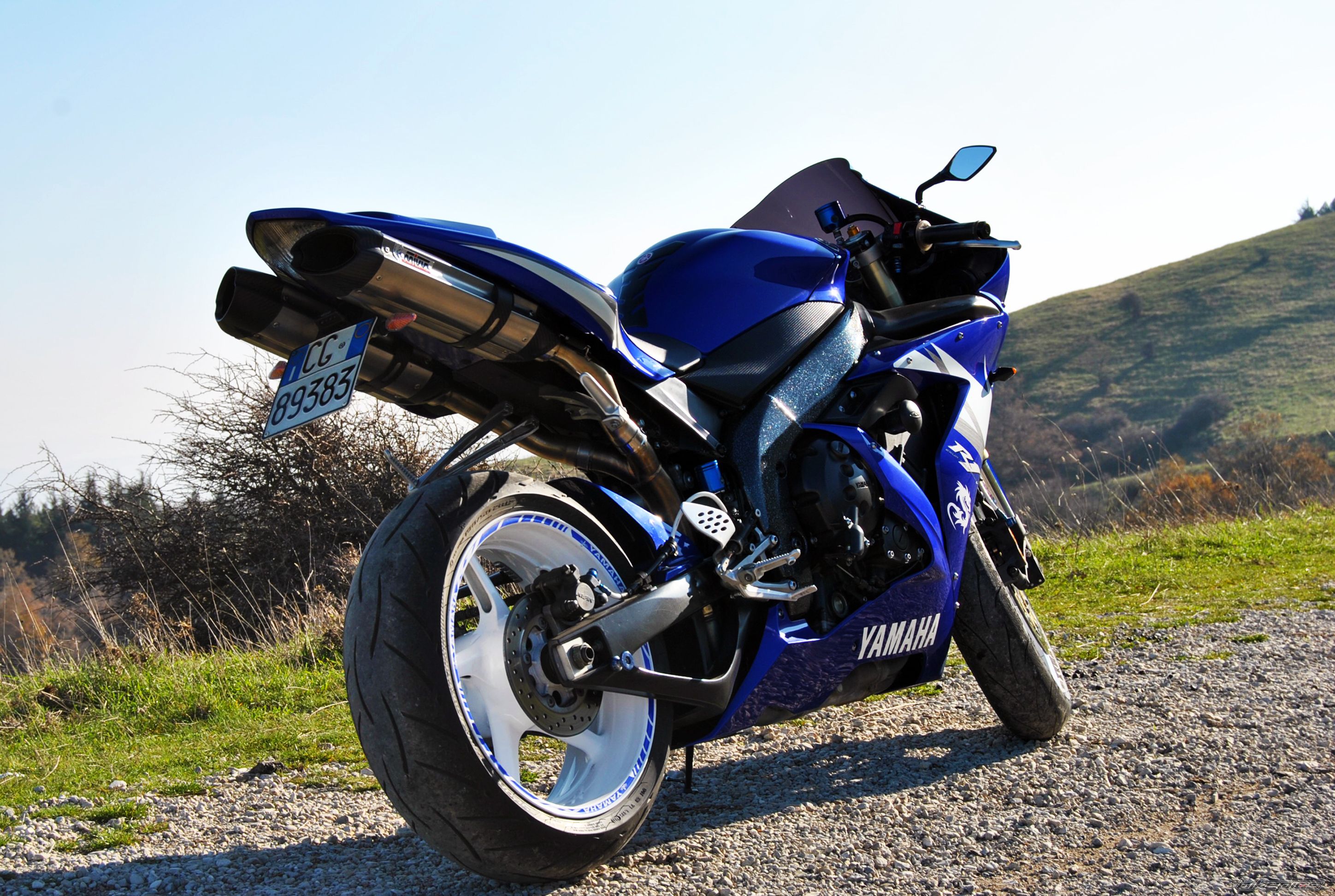 2005 YAMAHA YZF R1 | Picture 2313754 motorcycle photo