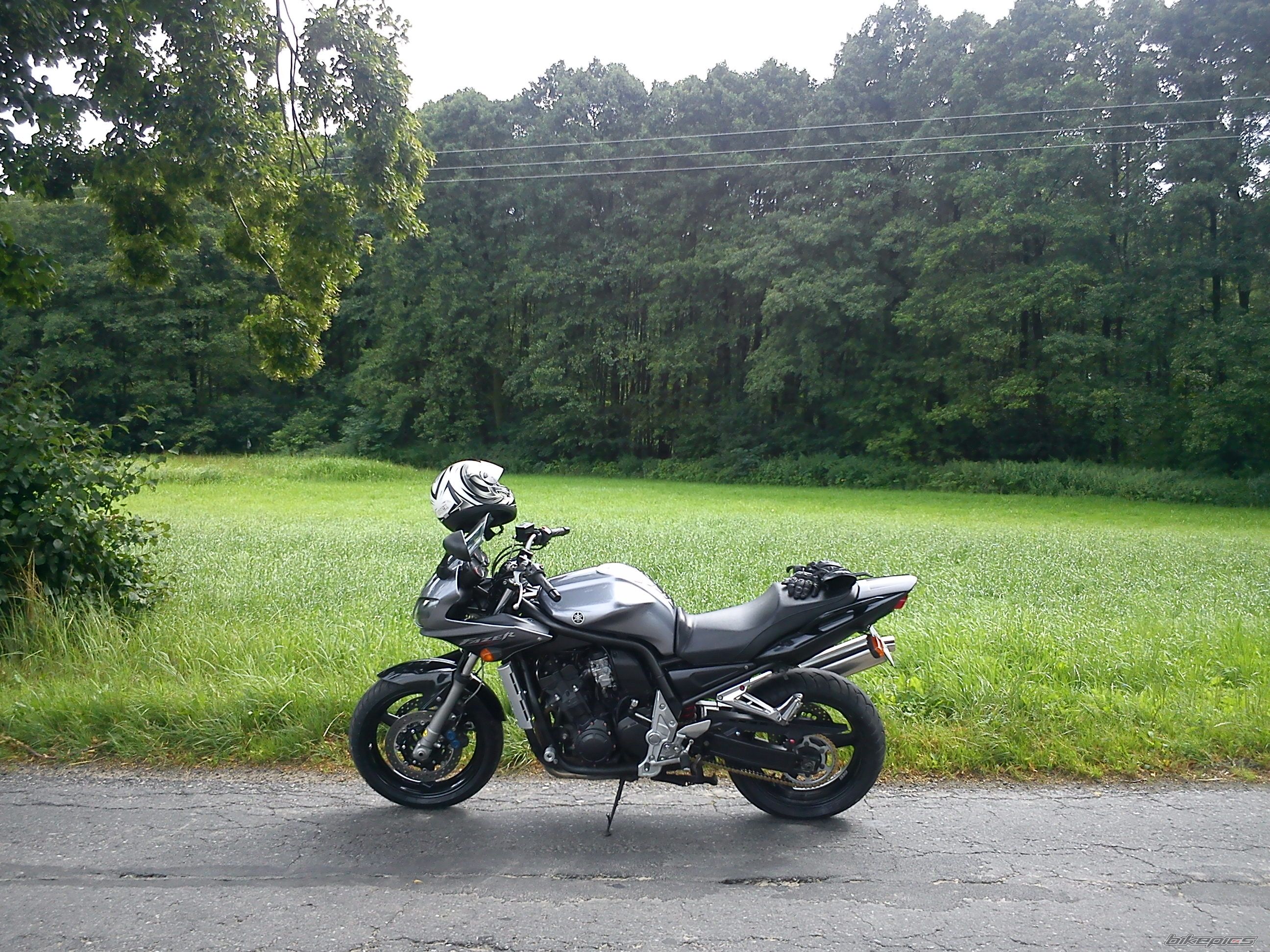 2004 YAMAHA FZS 1000 FAZER | Picture 2313985 motorcycle photo