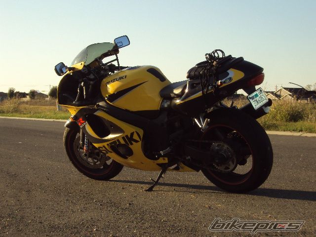 1999 SUZUKI GSX R 600 | Picture 2315547 motorcycle photo