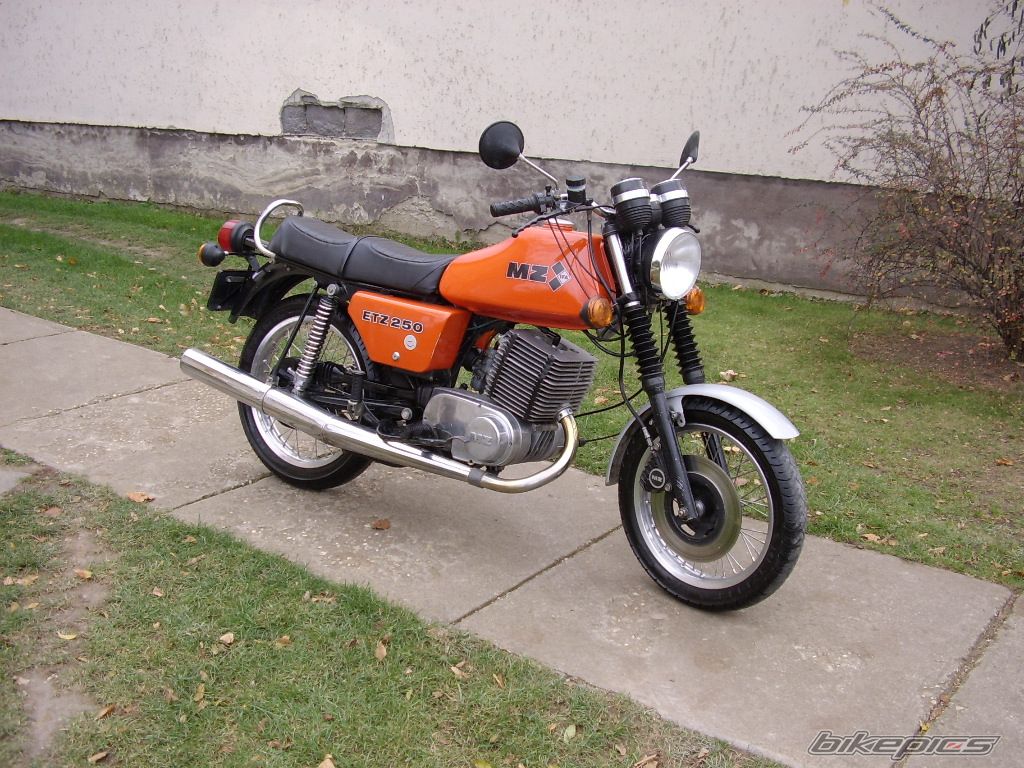 1988 MZ ETZ 250 | Picture 2317510 motorcycle photo