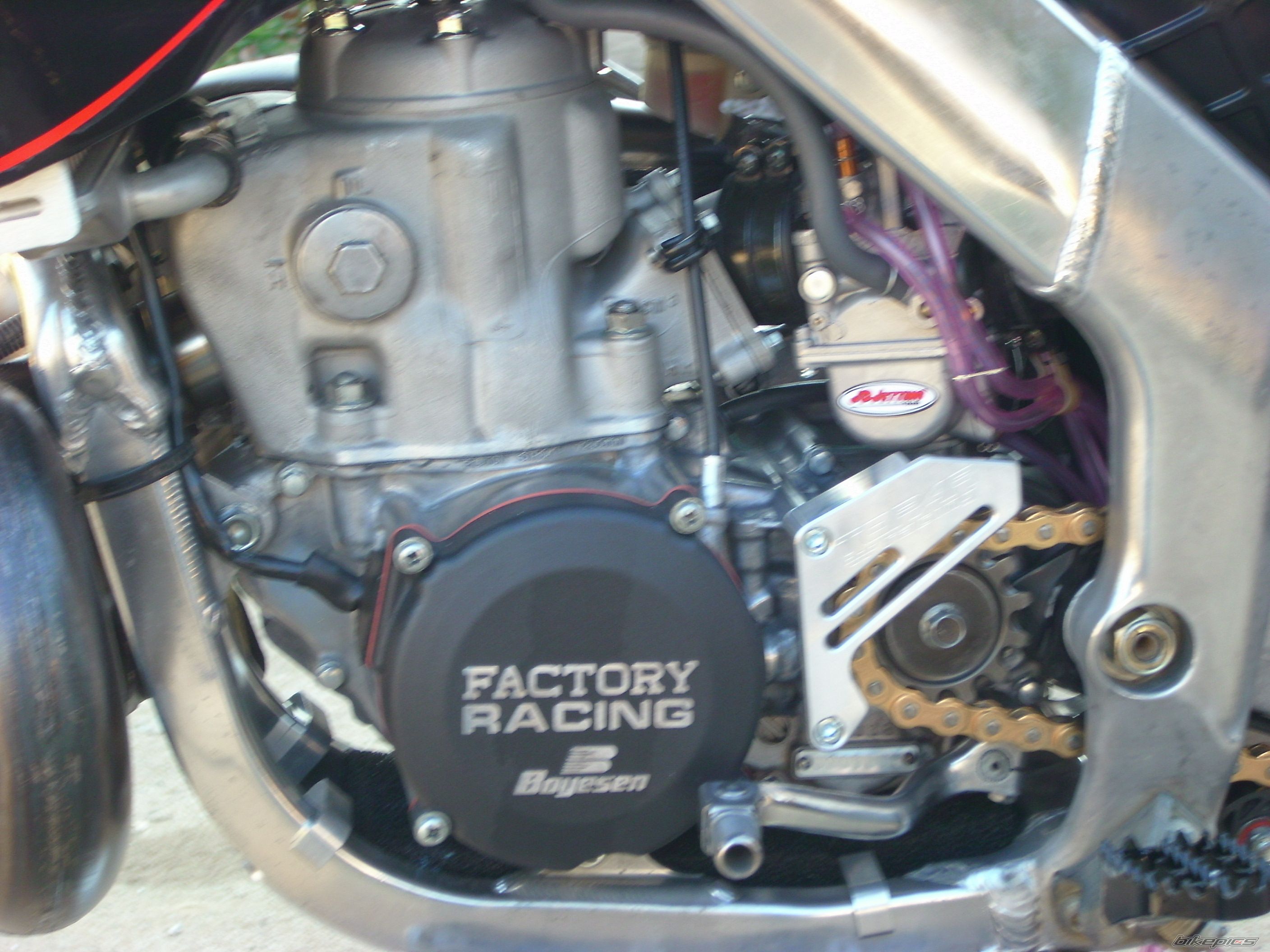 2001 HONDA CR250R | Picture 2317567 motorcycle photo