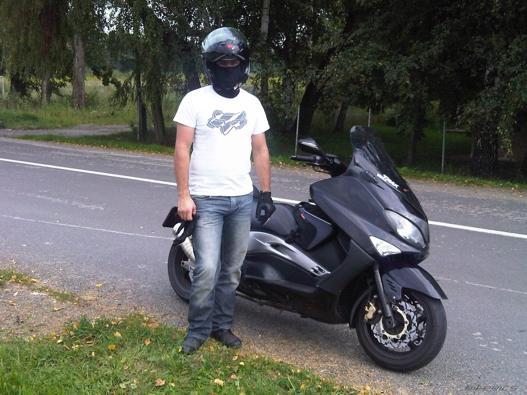 2004 YAMAHA TMAX 500 | Picture 2317847 motorcycle photo