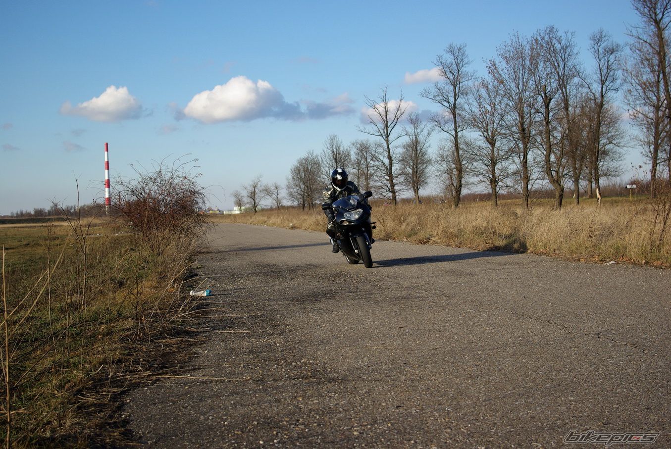 2001 SUZUKI GSX R 600 | Picture 2318946 motorcycle photo