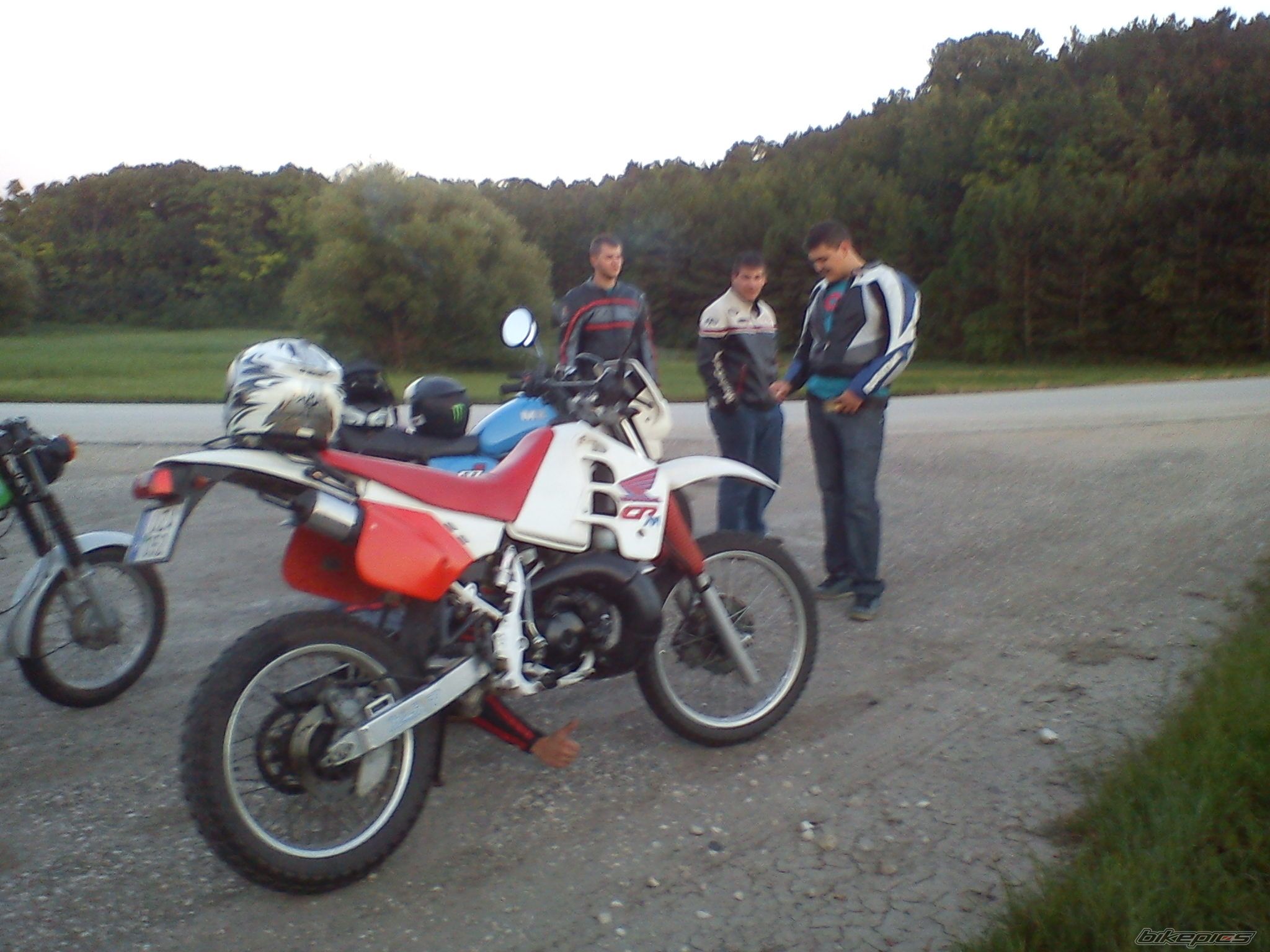1990 HONDA CRM 125 | Picture 2321312 motorcycle photo
