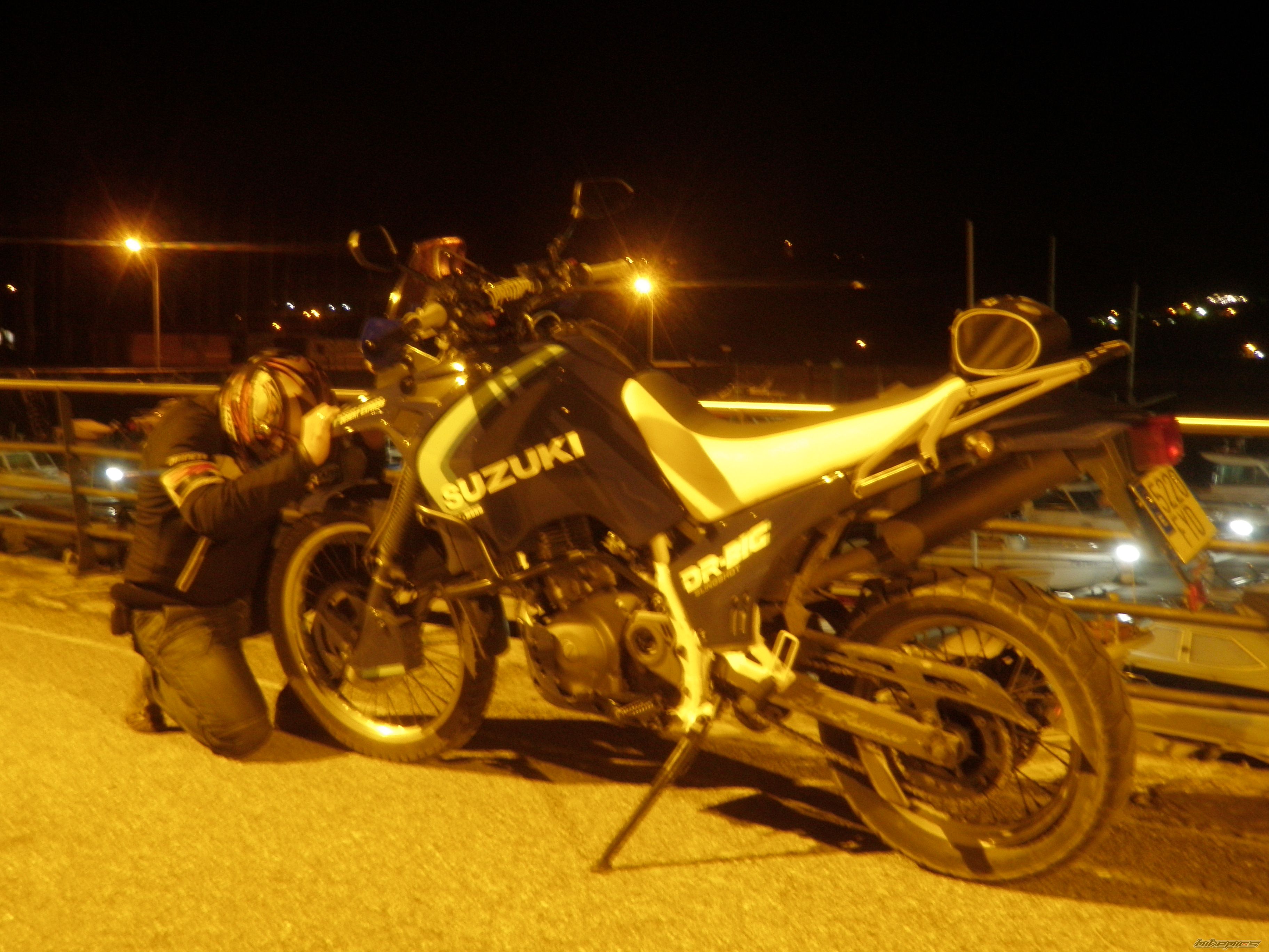 1990 SUZUKI DR  750 | Picture 2321351 motorcycle photo