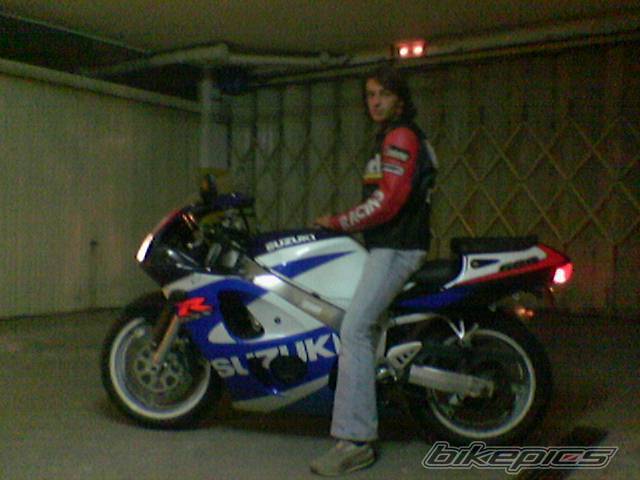 2000 SUZUKI GSX R 600 | Picture 232241 motorcycle photo