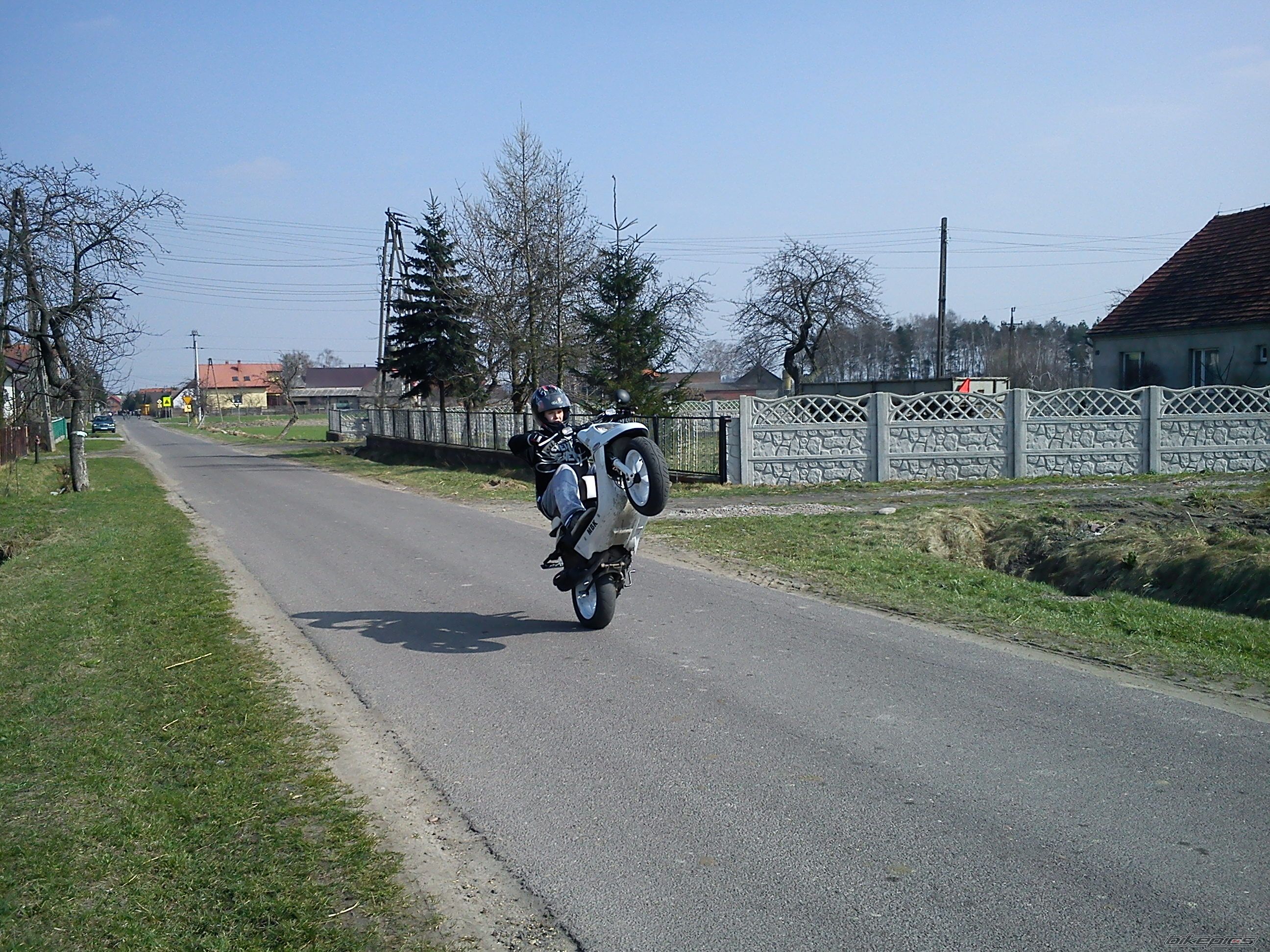    | Picture 2323234 motorcycle photo