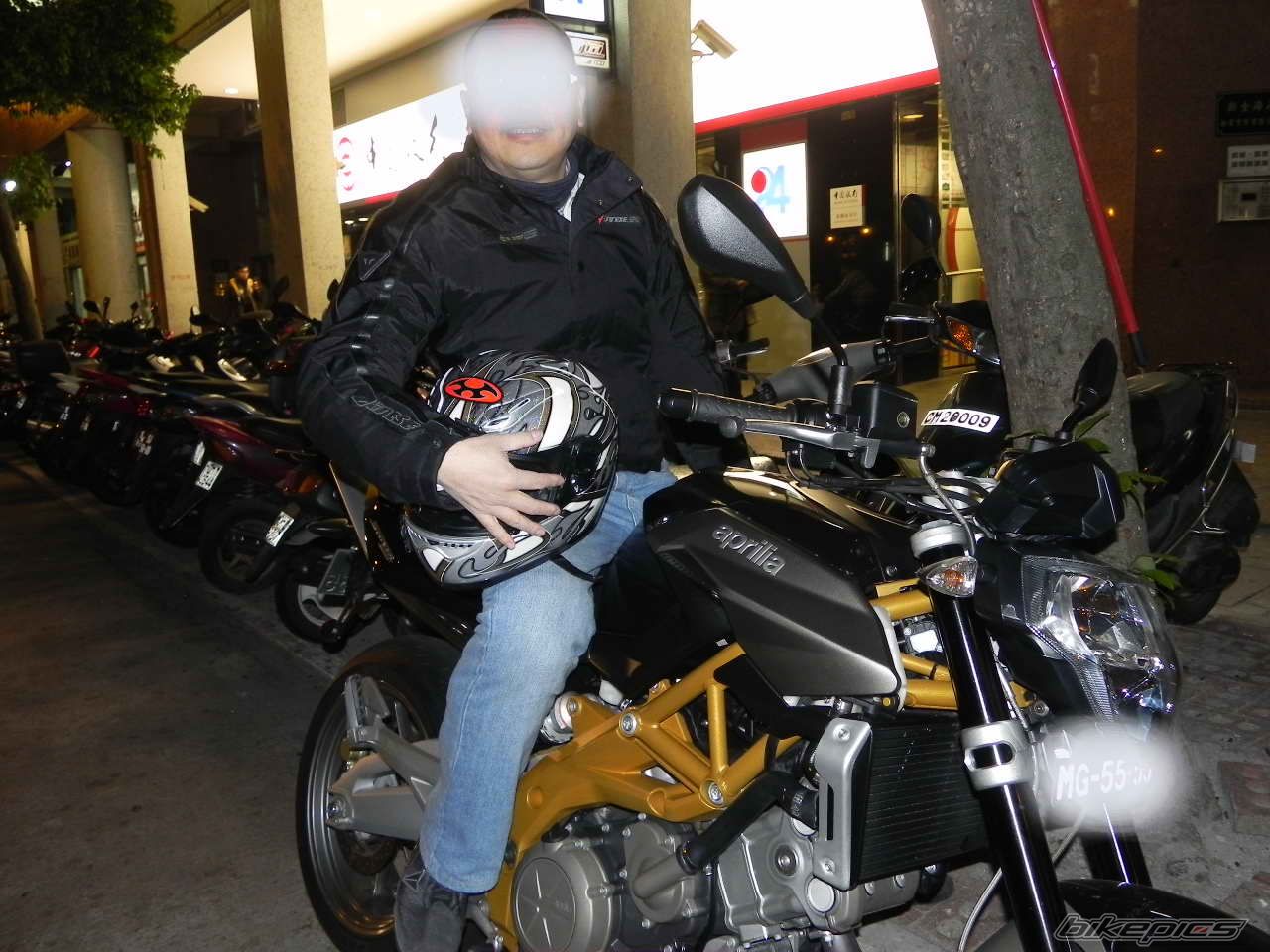 2008 APRILIA SHIVER 750 | Picture 2324029 motorcycle photo