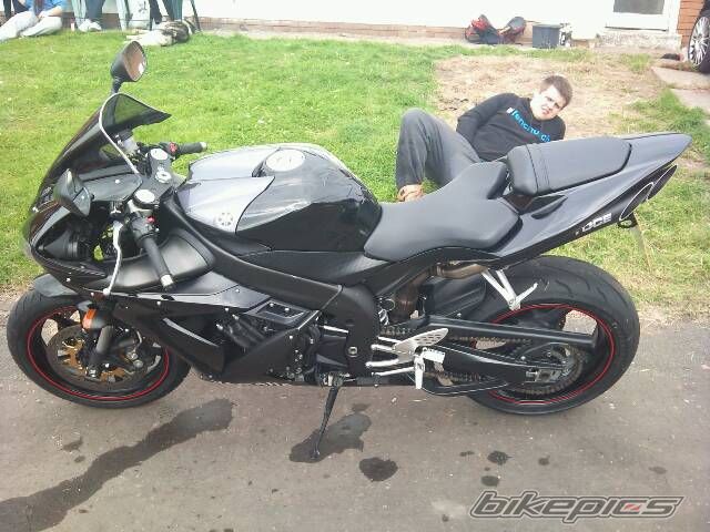 2006 YAMAHA YZF R1 | Picture 2325720 motorcycle photo