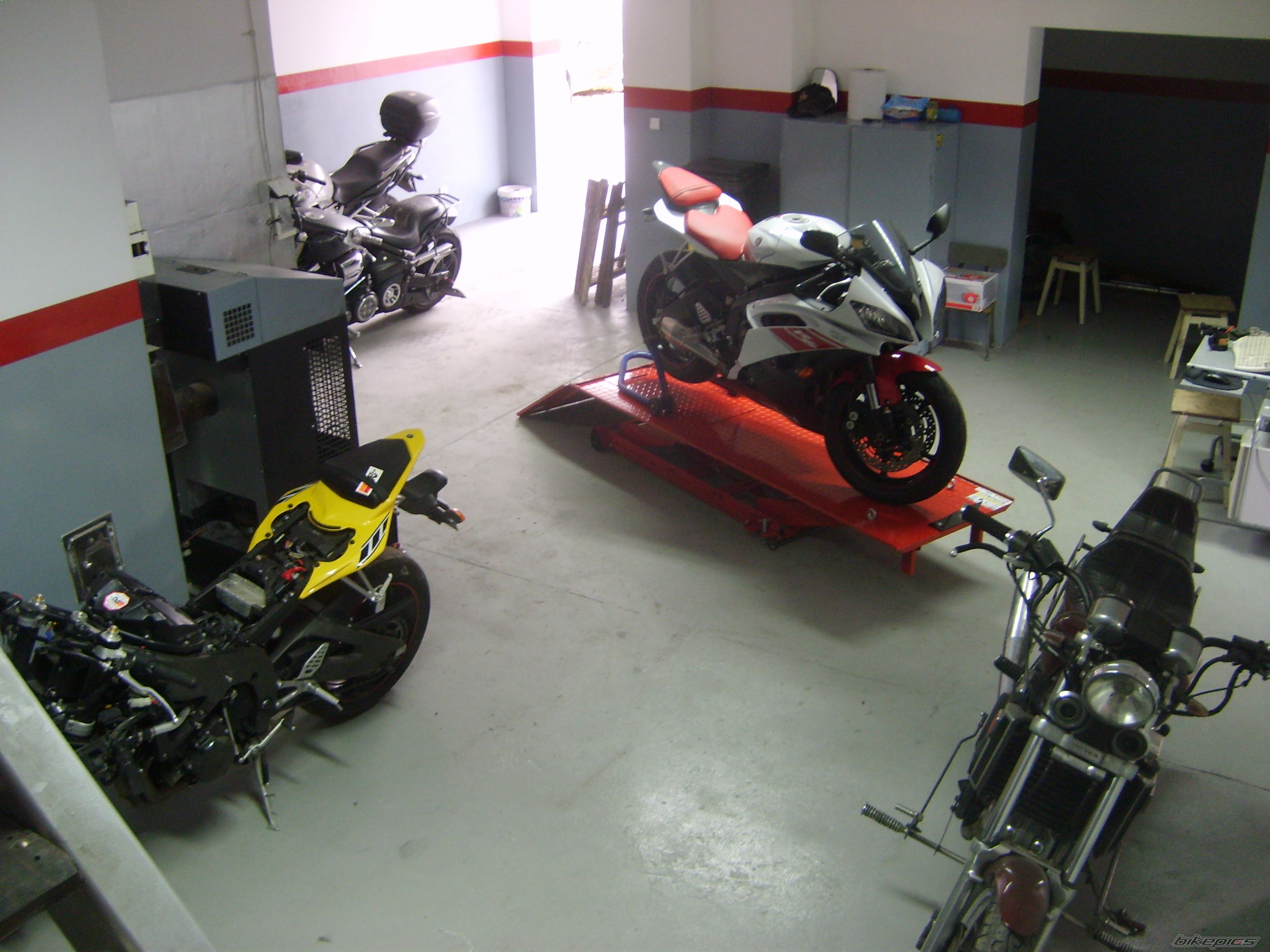    | Picture 2326583 motorcycle photo