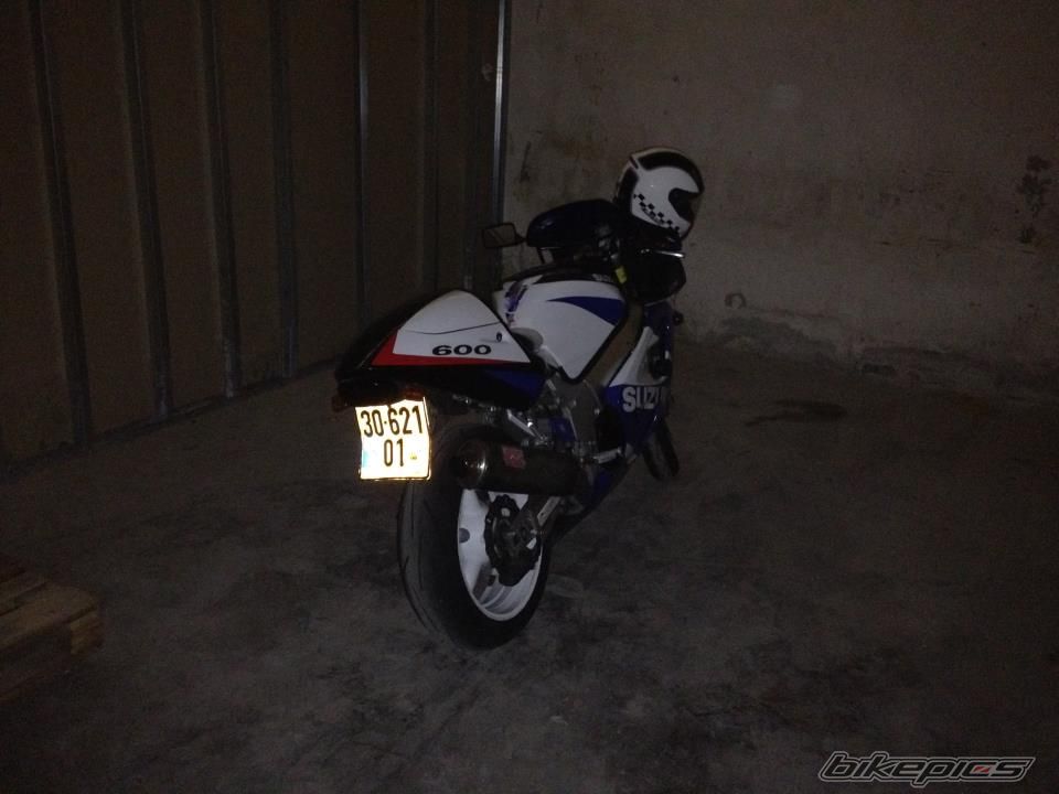 1998 SUZUKI GSX R 600 | Picture 2329680 motorcycle photo