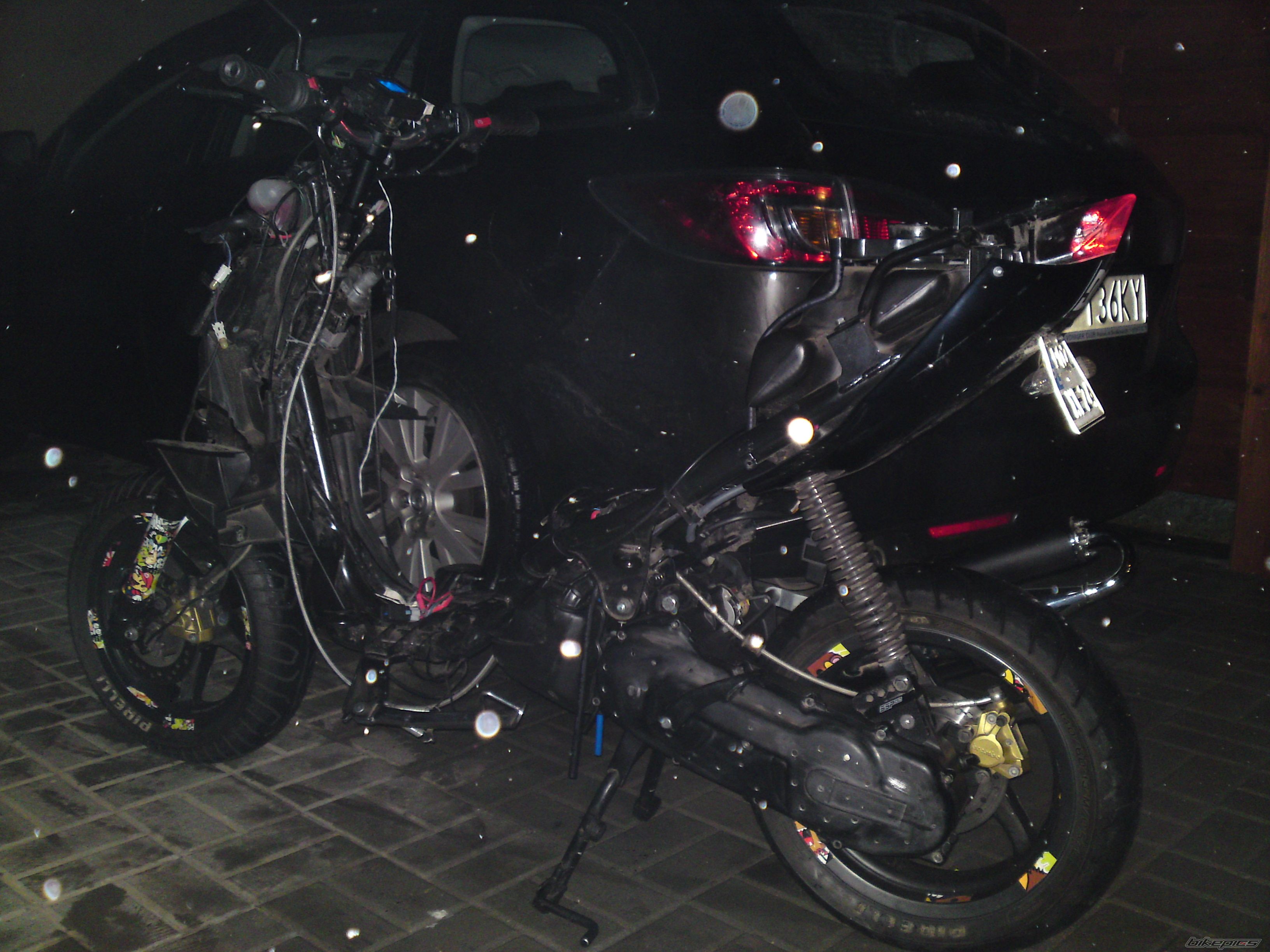 2010 YAMAHA AEROX 50 | Picture 2332991 motorcycle photo