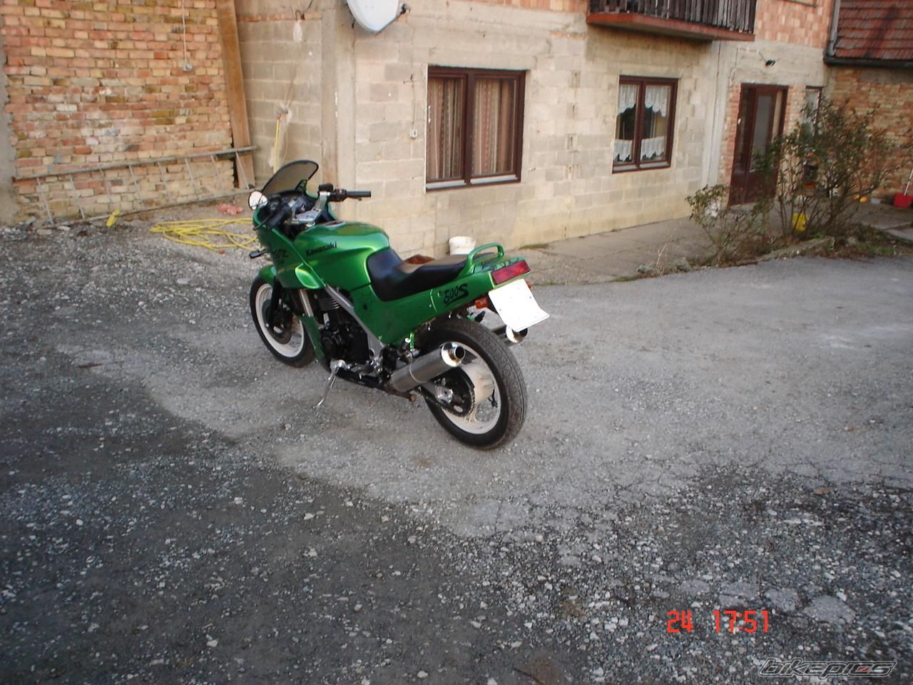 1992 KAWASAKI GPZ 500 | Picture 2334334 motorcycle photo