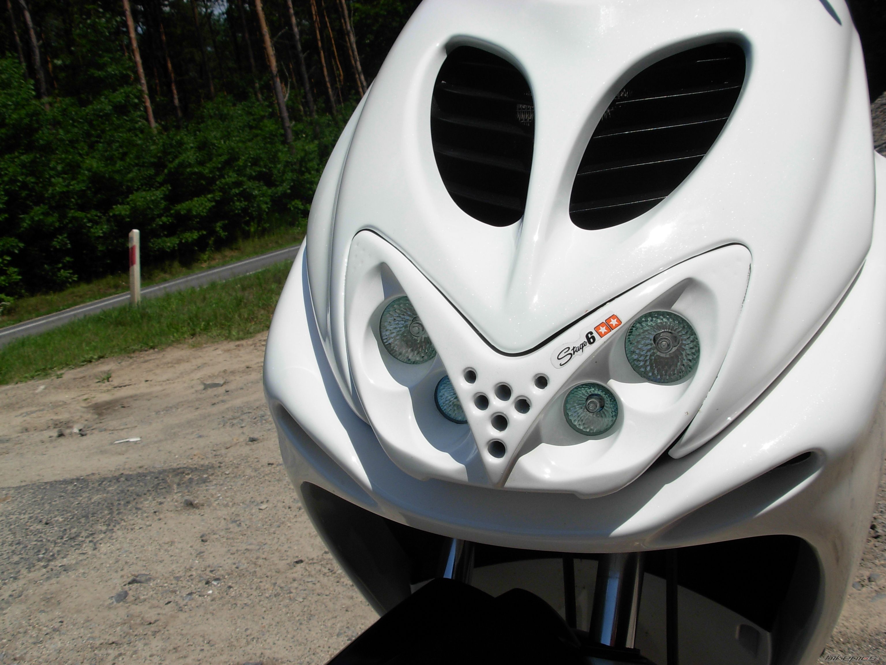 2001 YAMAHA AEROX 50 | Picture 2335254 motorcycle photo