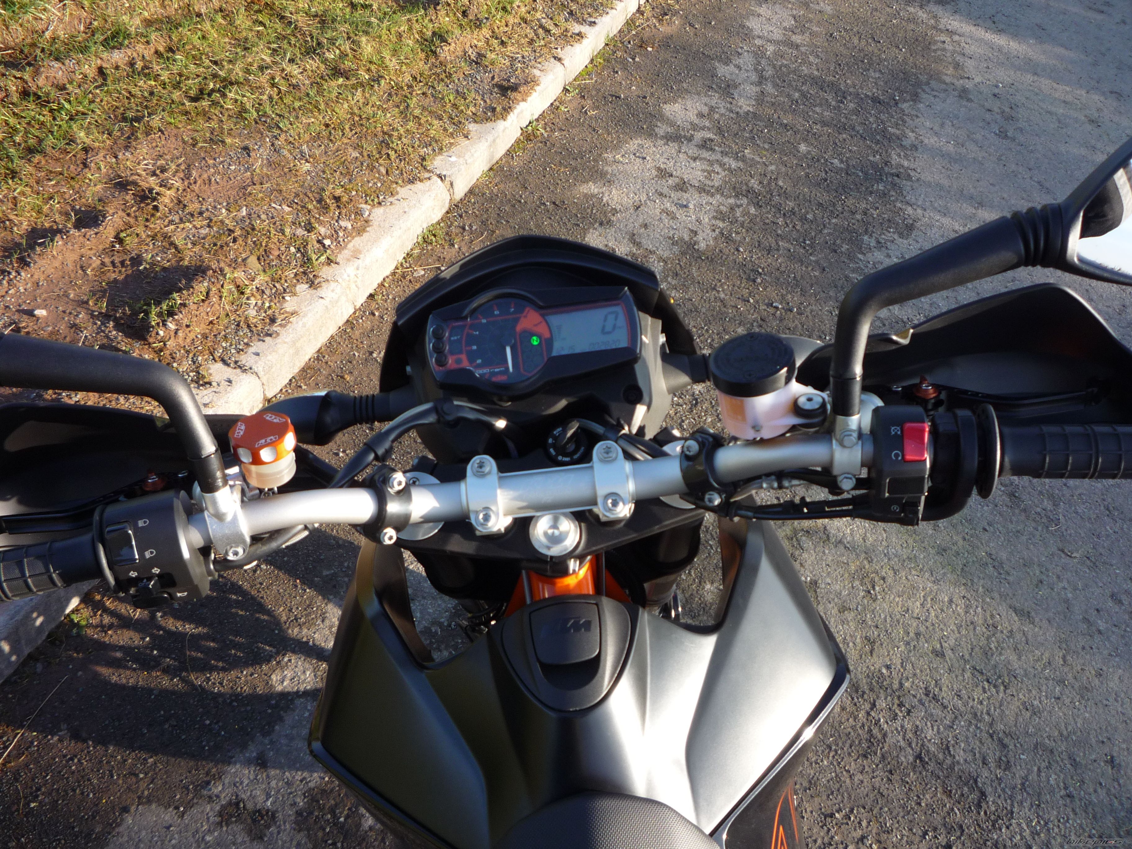 2008 KTM 690 SUPERMOTO | Picture 2335380 motorcycle photo