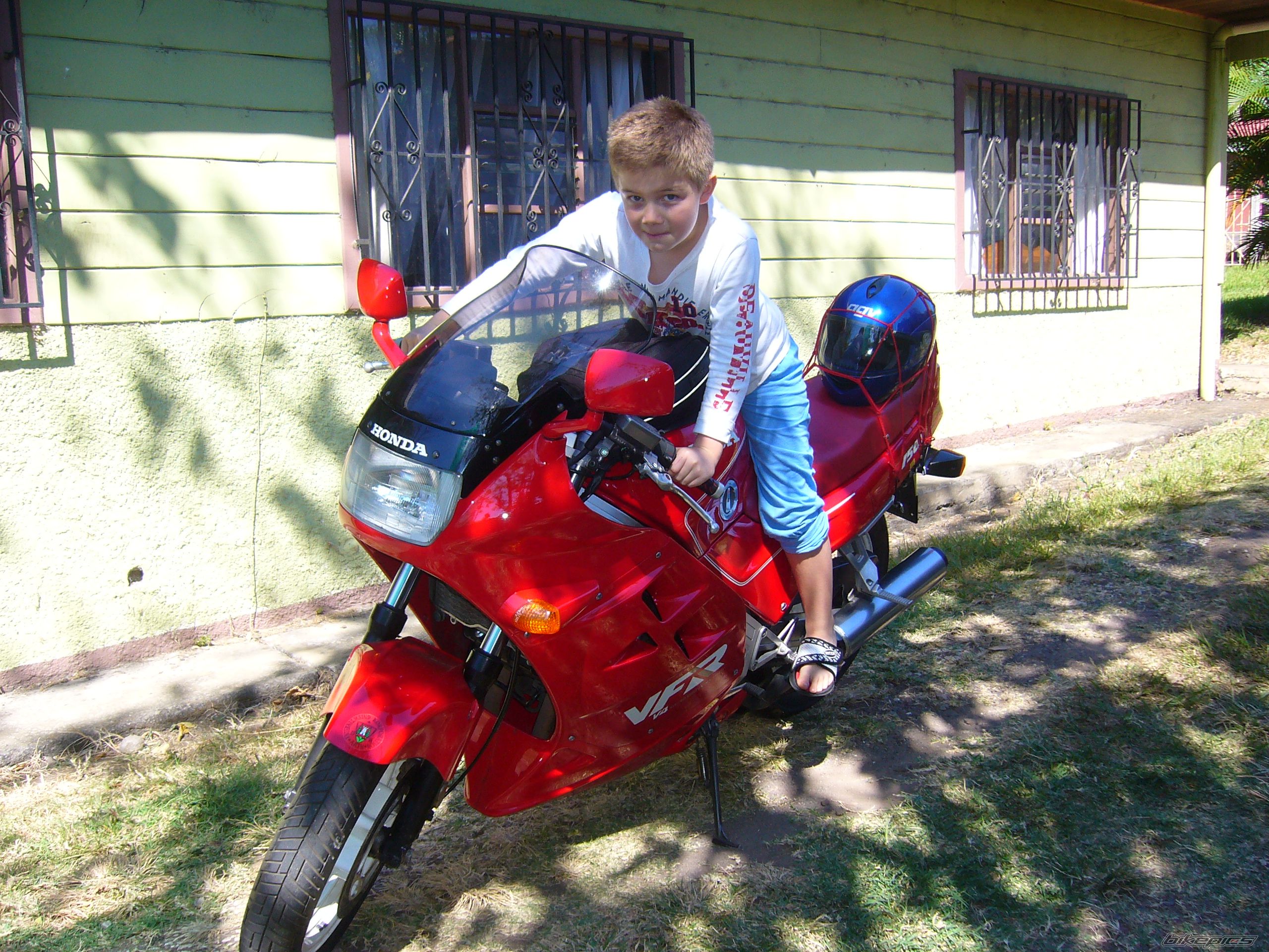 1988 HONDA VFR 750 | Picture 2335788 motorcycle photo