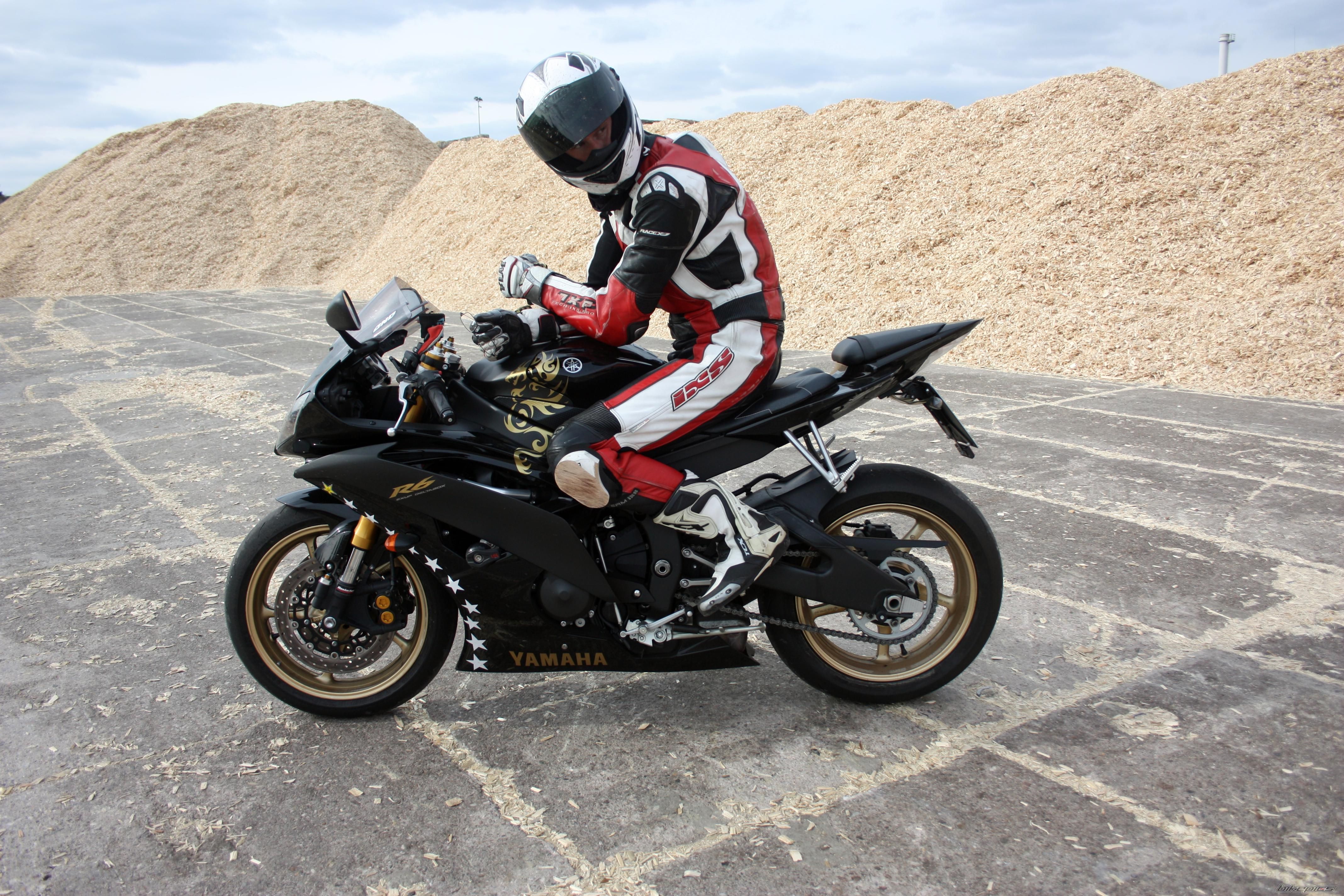 2009 YAMAHA YZF R6 | Picture 2335805 motorcycle photo