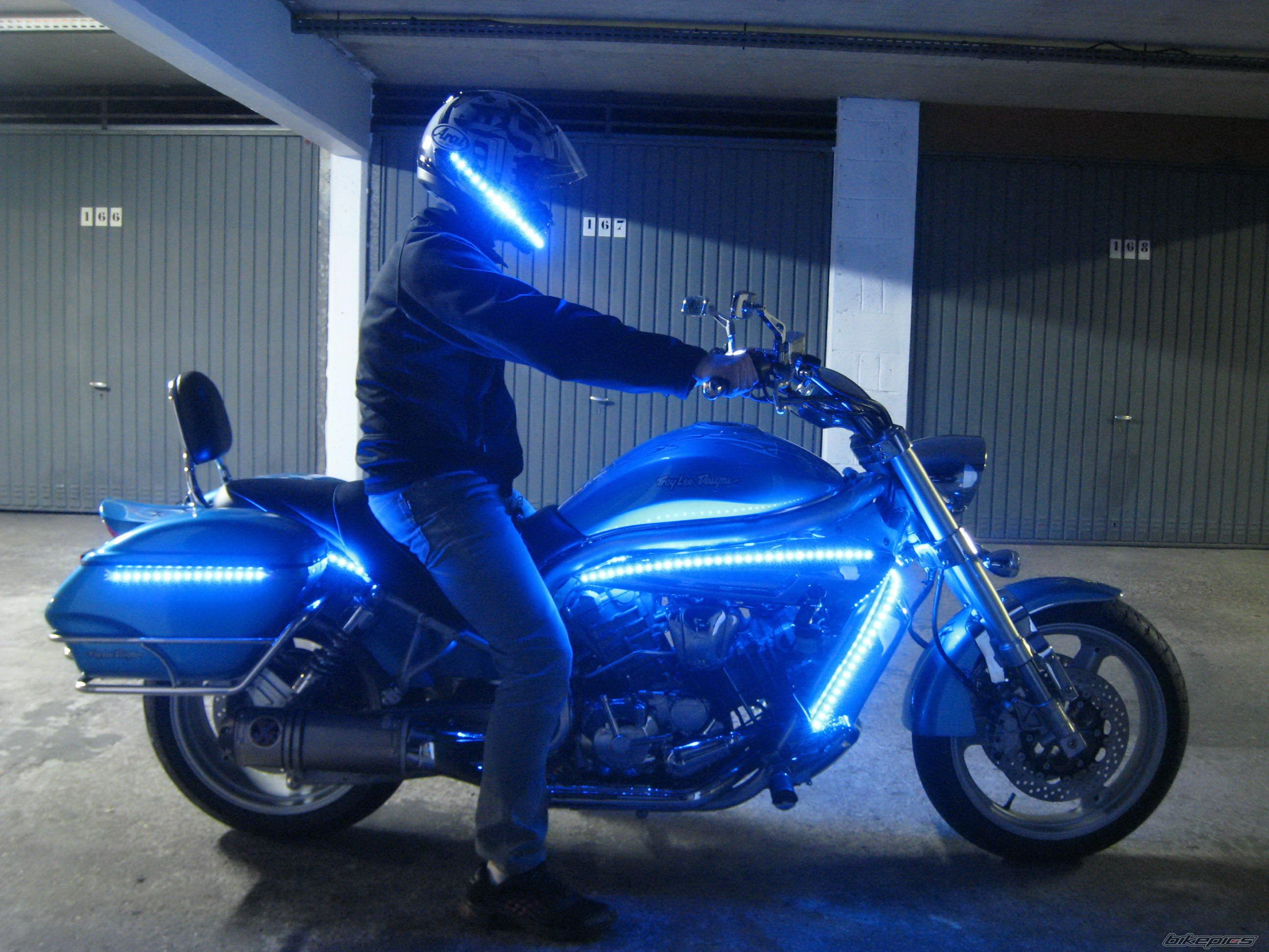 2011 HYOSUNG GV 650 AQUILIA | Picture 2336630 motorcycle photo