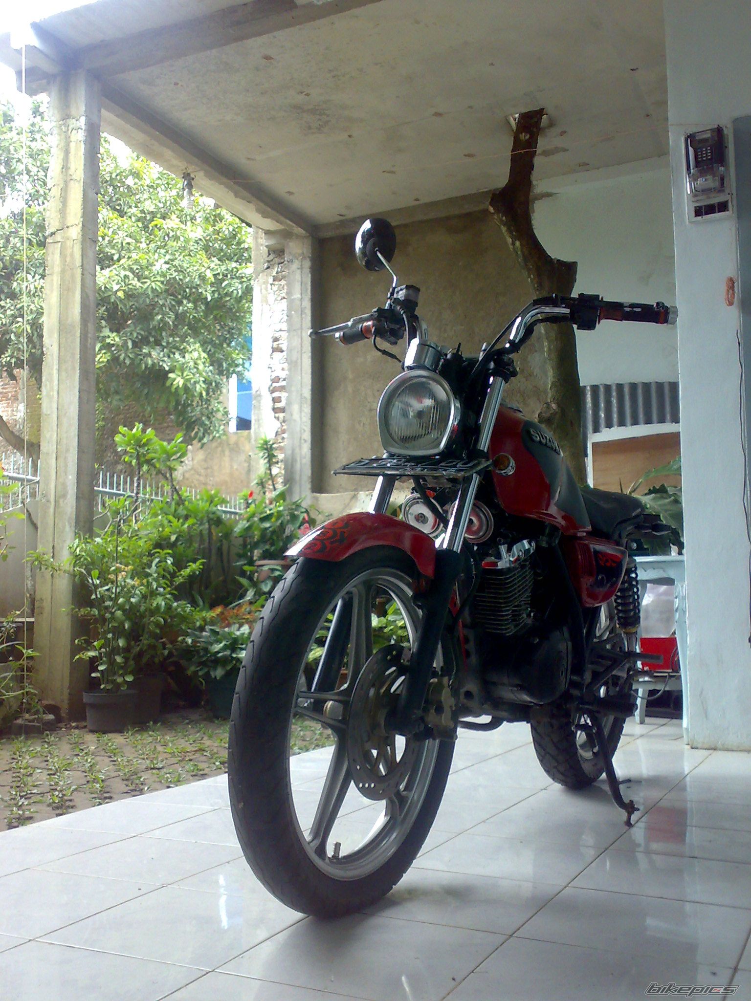 2005 SUZUKI THUNDER 125 | Picture 2336775 motorcycle photo