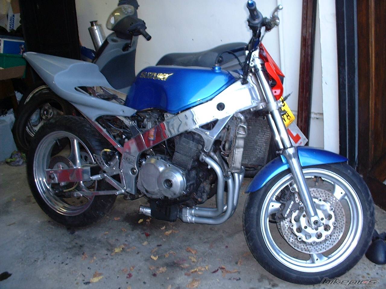 1989 SUZUKI GSX R 400 | Picture 233712 motorcycle photo