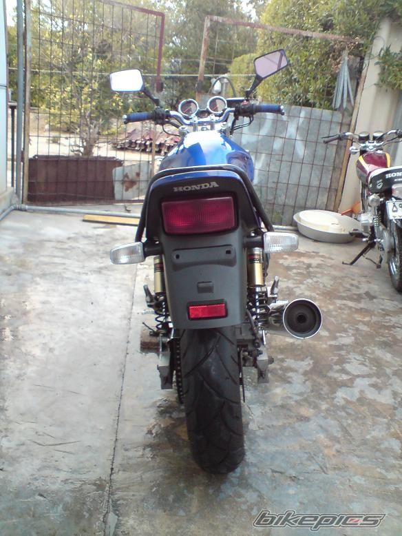1997 HONDA CB400 SUPERFOUR | Picture 2339596 motorcycle photo