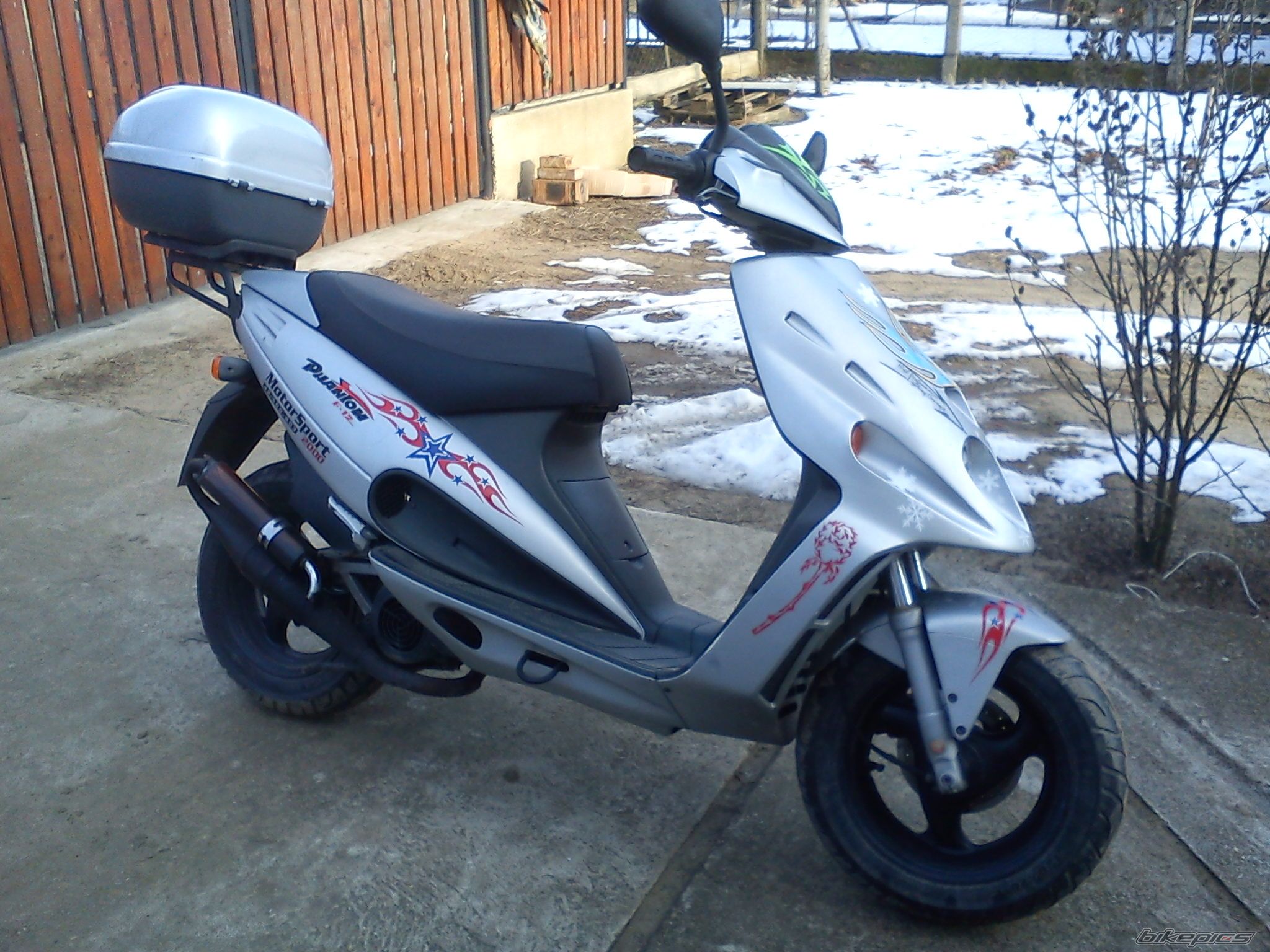 2000 MALAGUTI F 12 50 | Picture 2339628 motorcycle photo