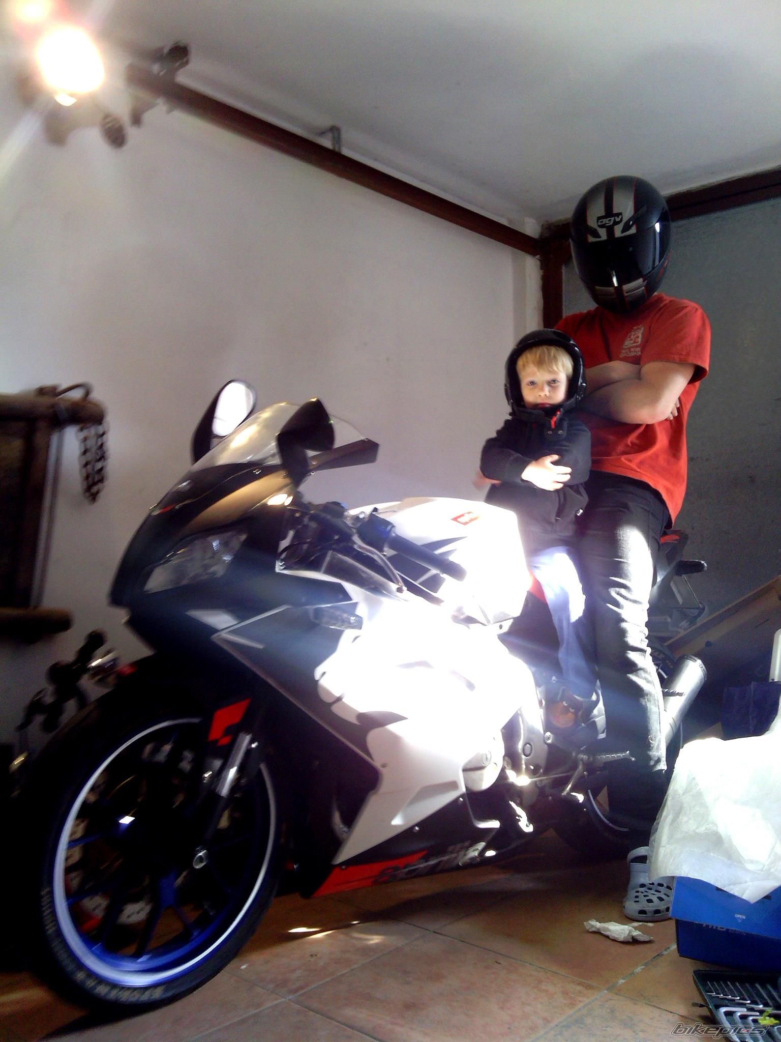 2008 APRILIA RS 125 | Picture 2339684 motorcycle photo
