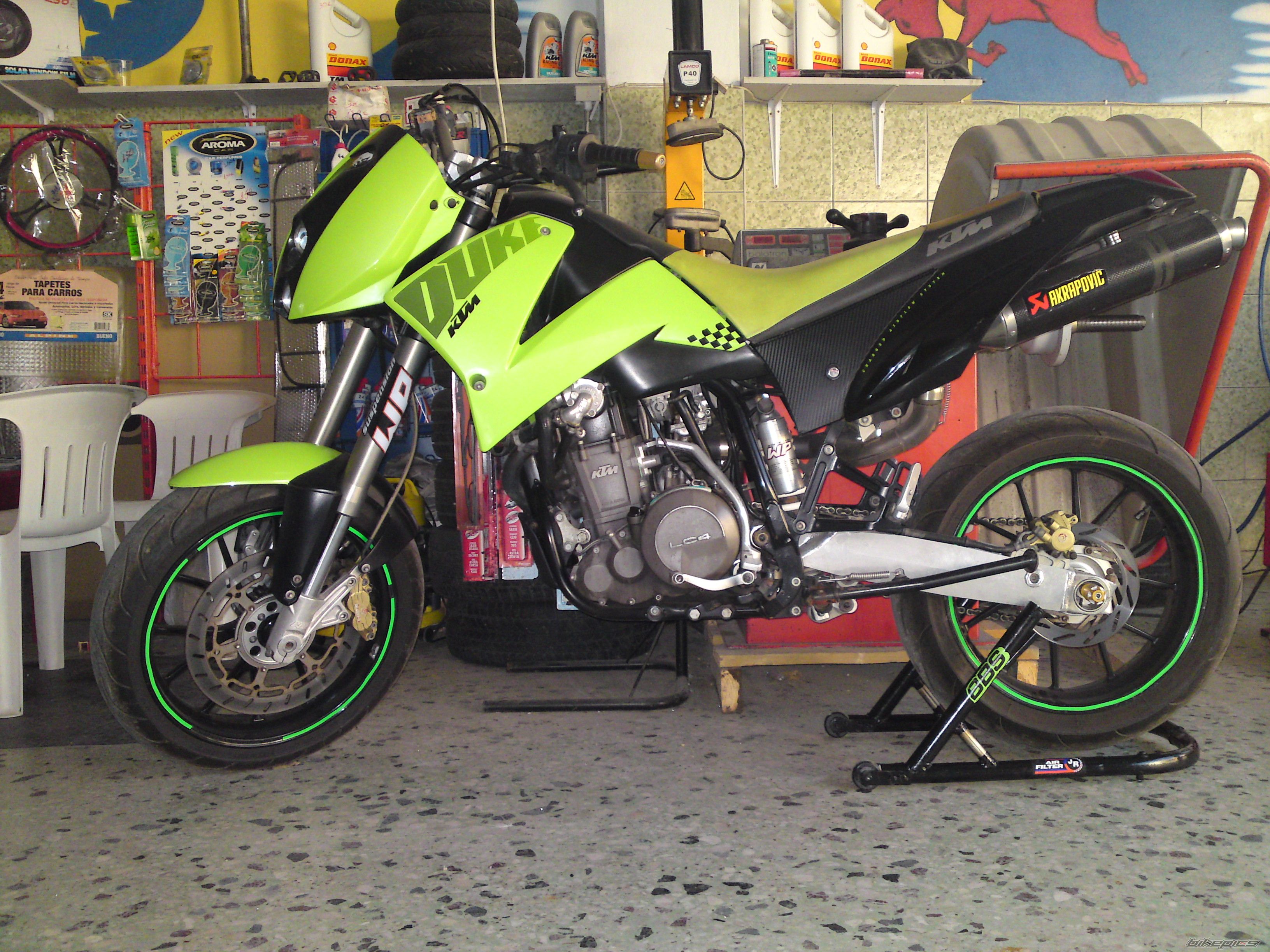 2004 KTM 640 DUKE | Picture 2339940 motorcycle photo