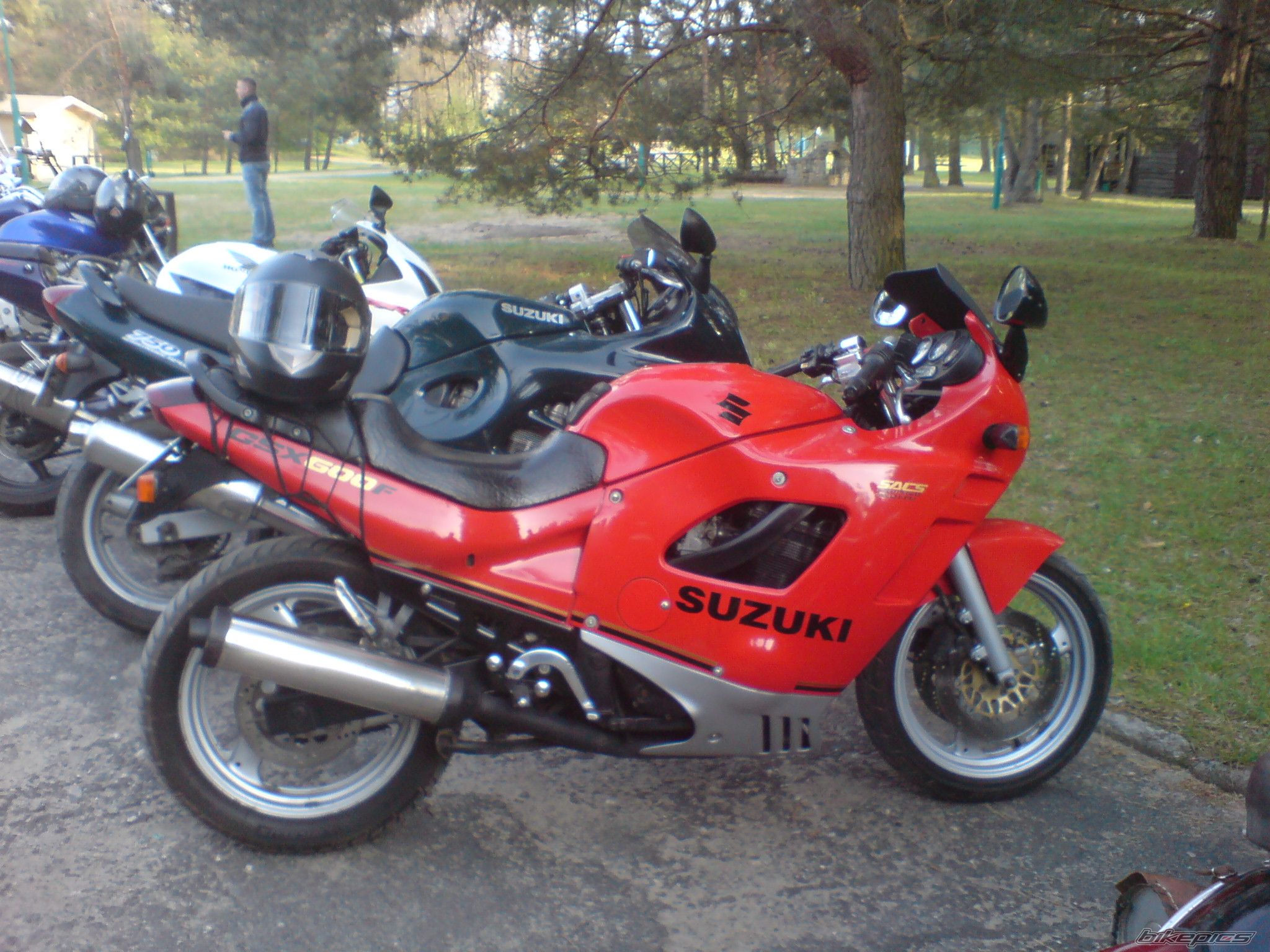 1990 SUZUKI SUZUKI GSX 600 F | Picture 2340236 motorcycle photo