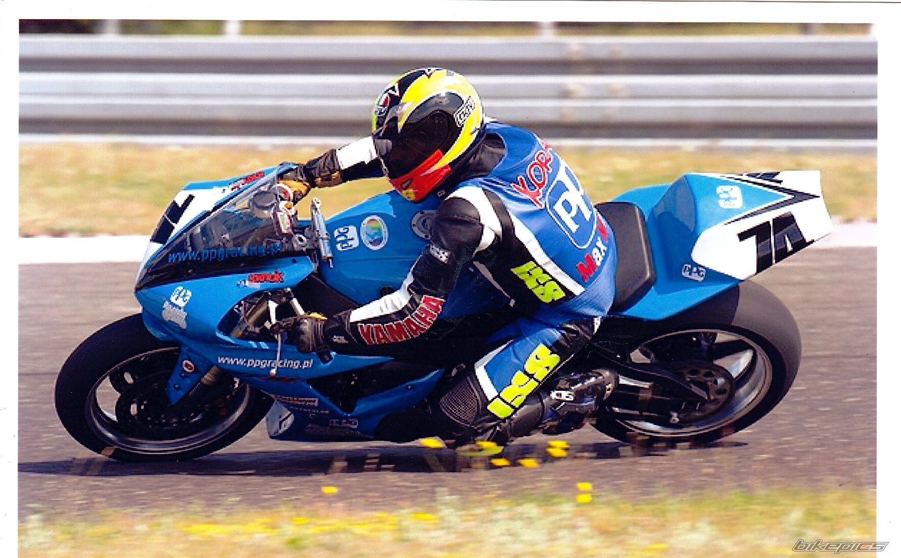 2001 YAMAHA YZF R1 | Picture 2340849 motorcycle photo