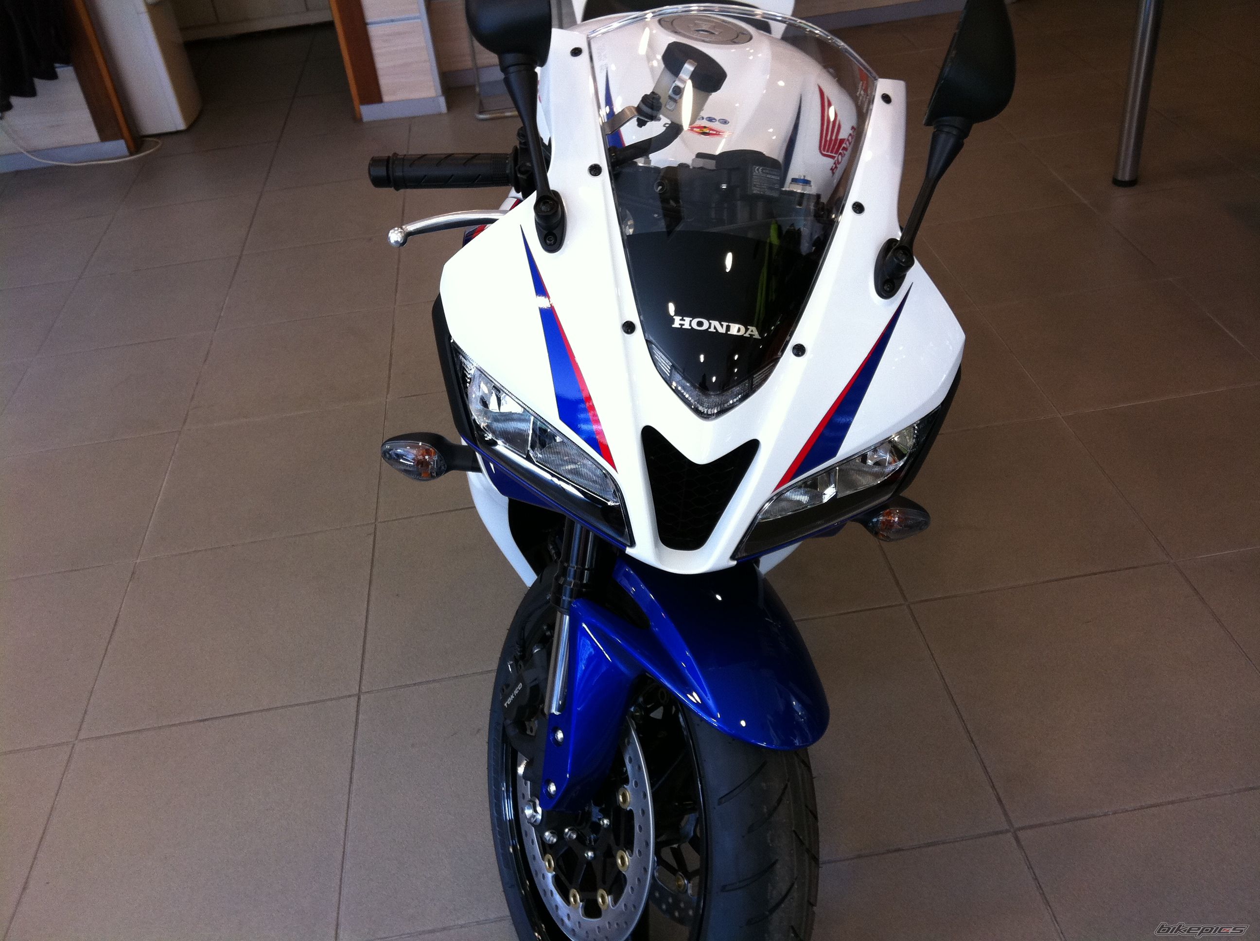 2011 HONDA CBR 600 RR | Picture 2341366 motorcycle photo