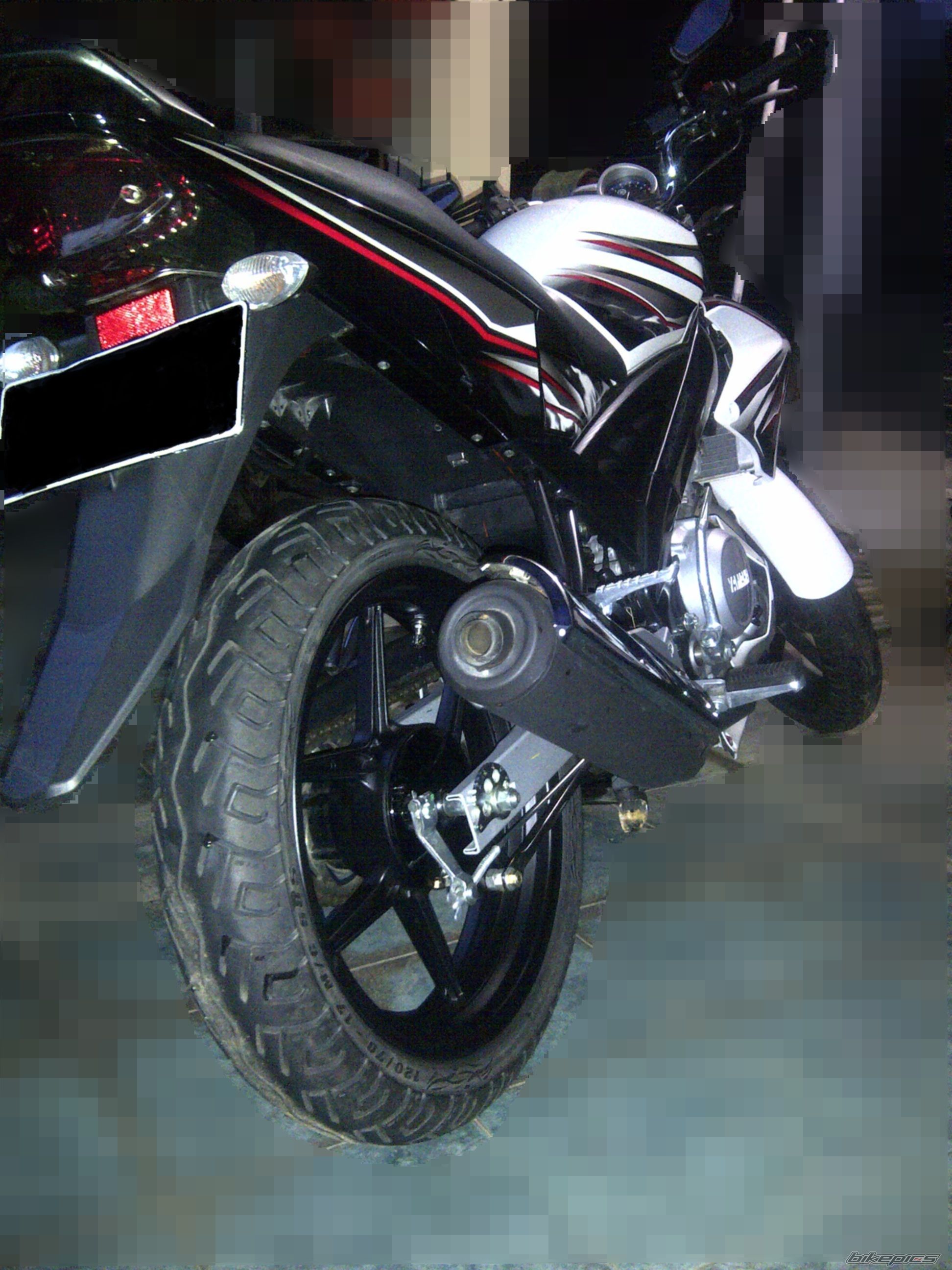 2011 YAMAHA VIXION | Picture 2342621 motorcycle photo