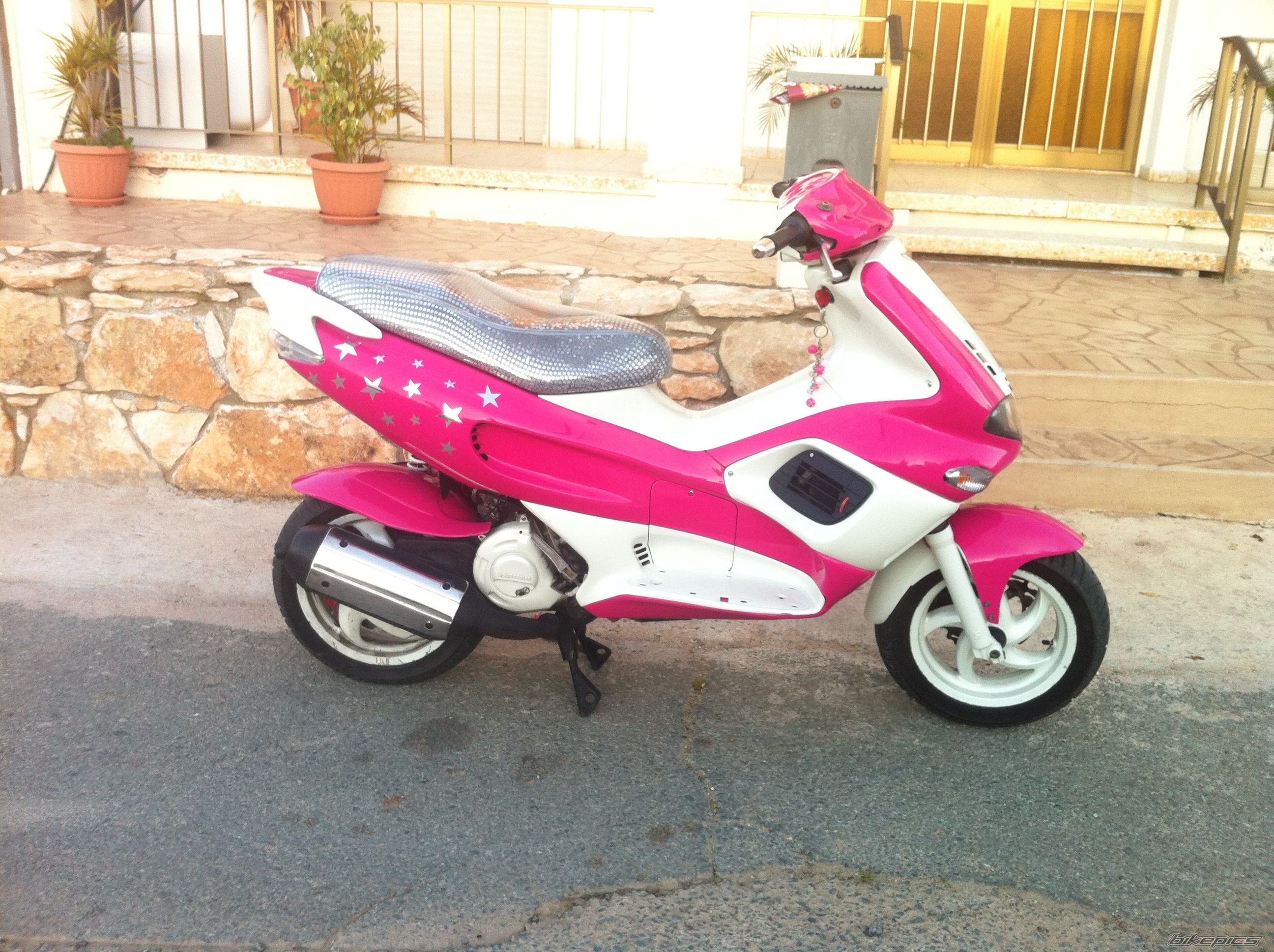2010 GILERA RUNNER 180 SP | Picture 2342755 motorcycle photo