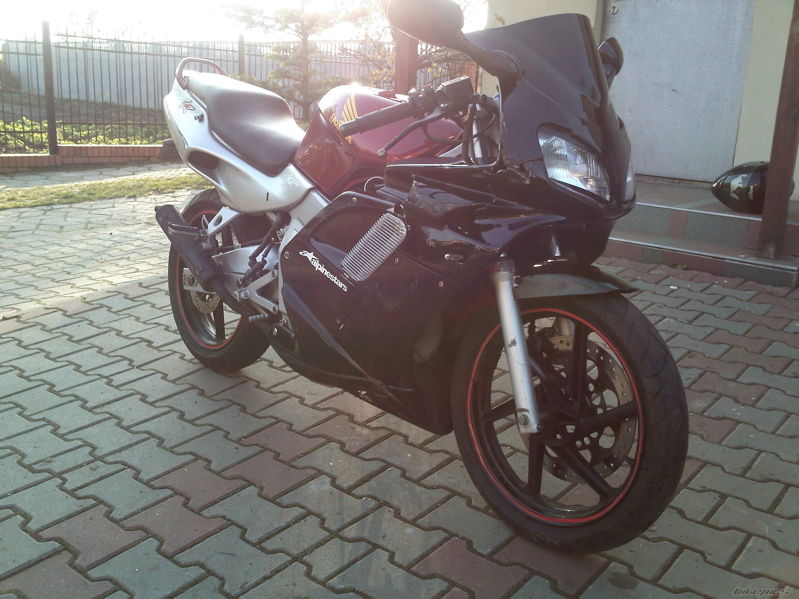 1998 HONDA NSR 125 | Picture 2343096 motorcycle photo