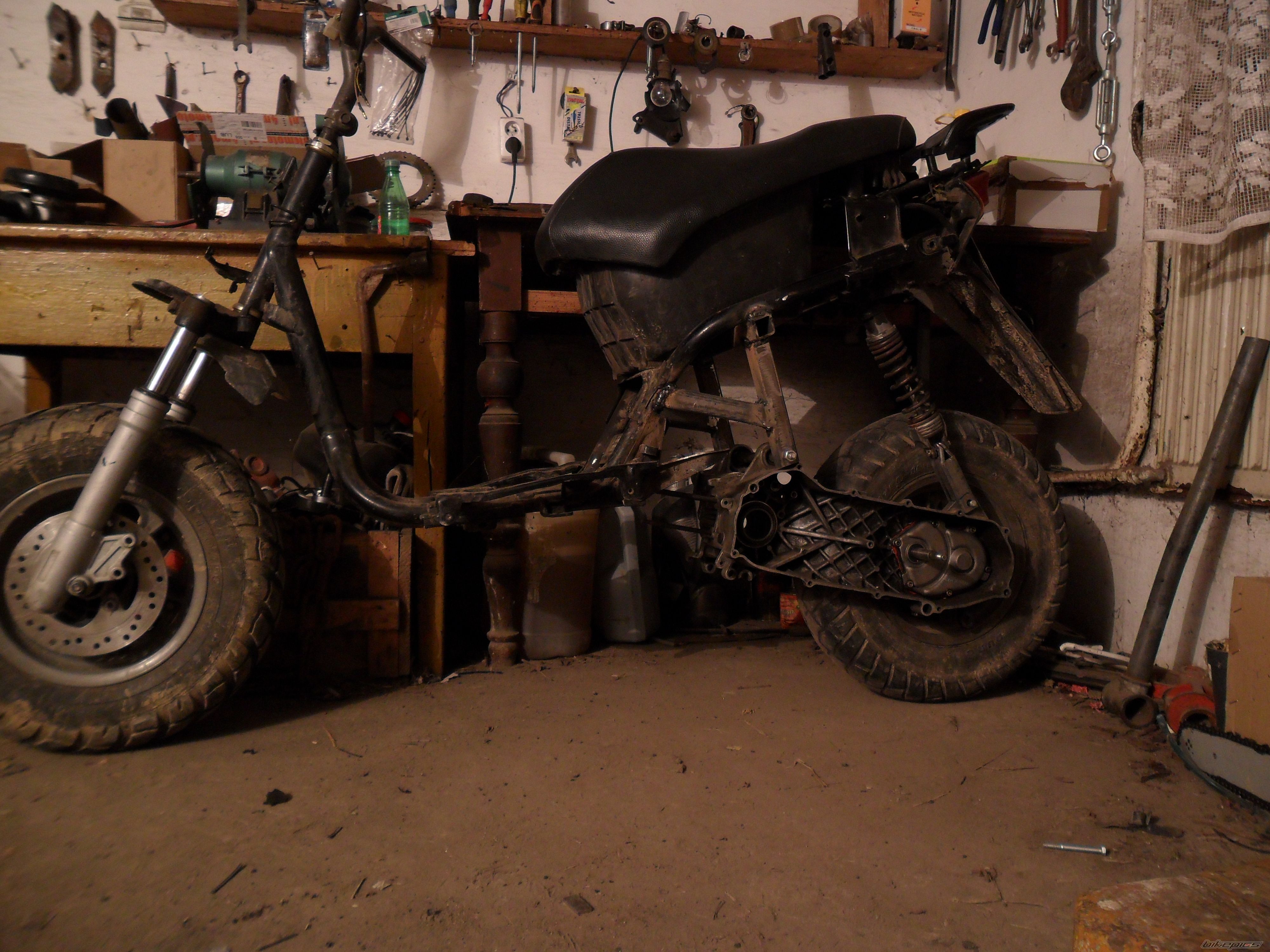 2001 YAMAHA BW 50 | Picture 2343707 motorcycle photo