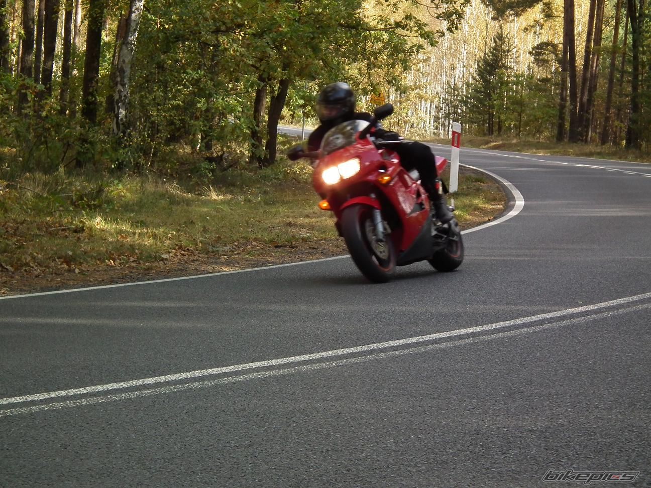 1997 HONDA VFR 750 | Picture 2343742 motorcycle photo