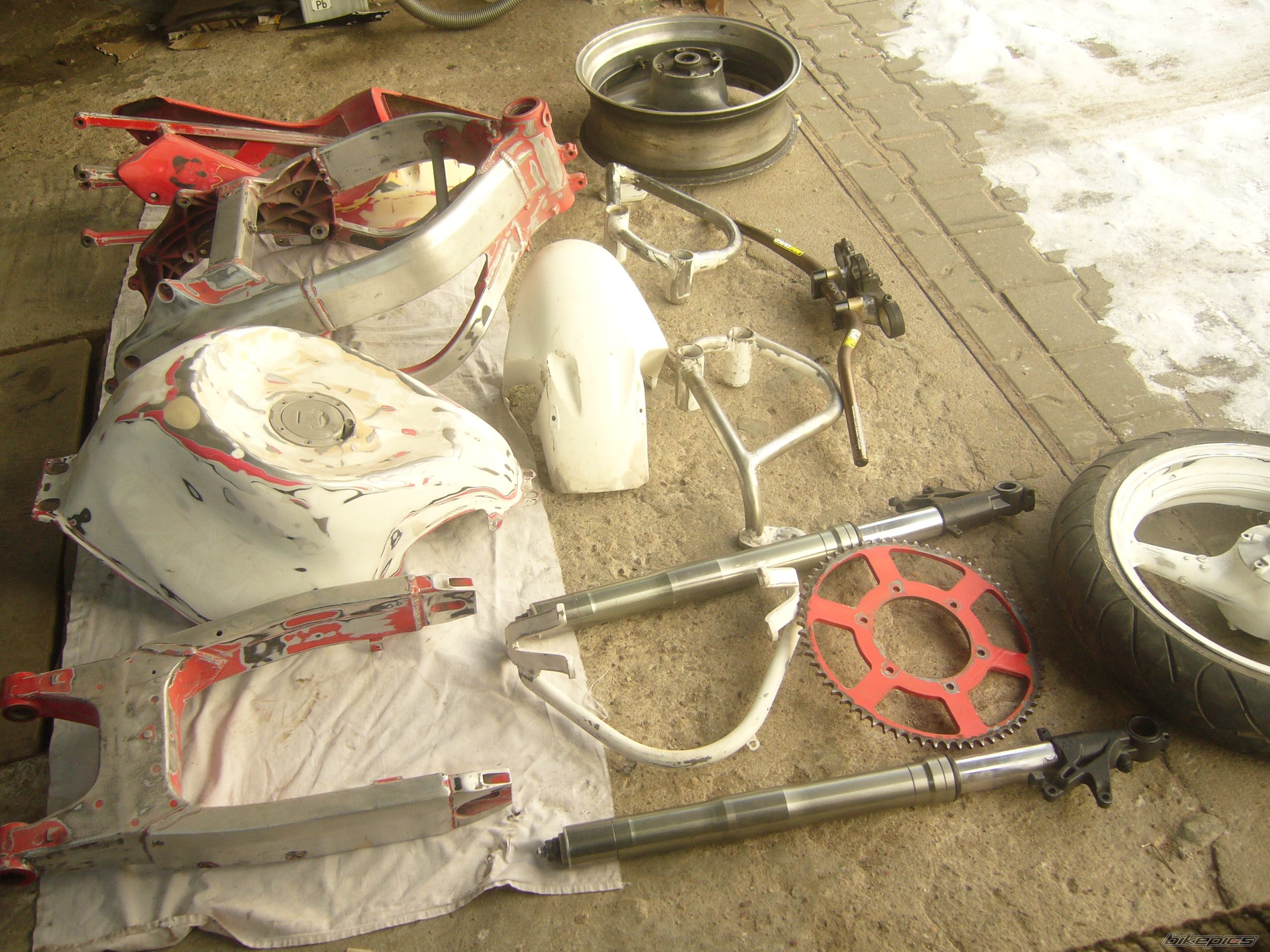 2001 HONDA CBR 600 F4I | Picture 2343777 motorcycle photo