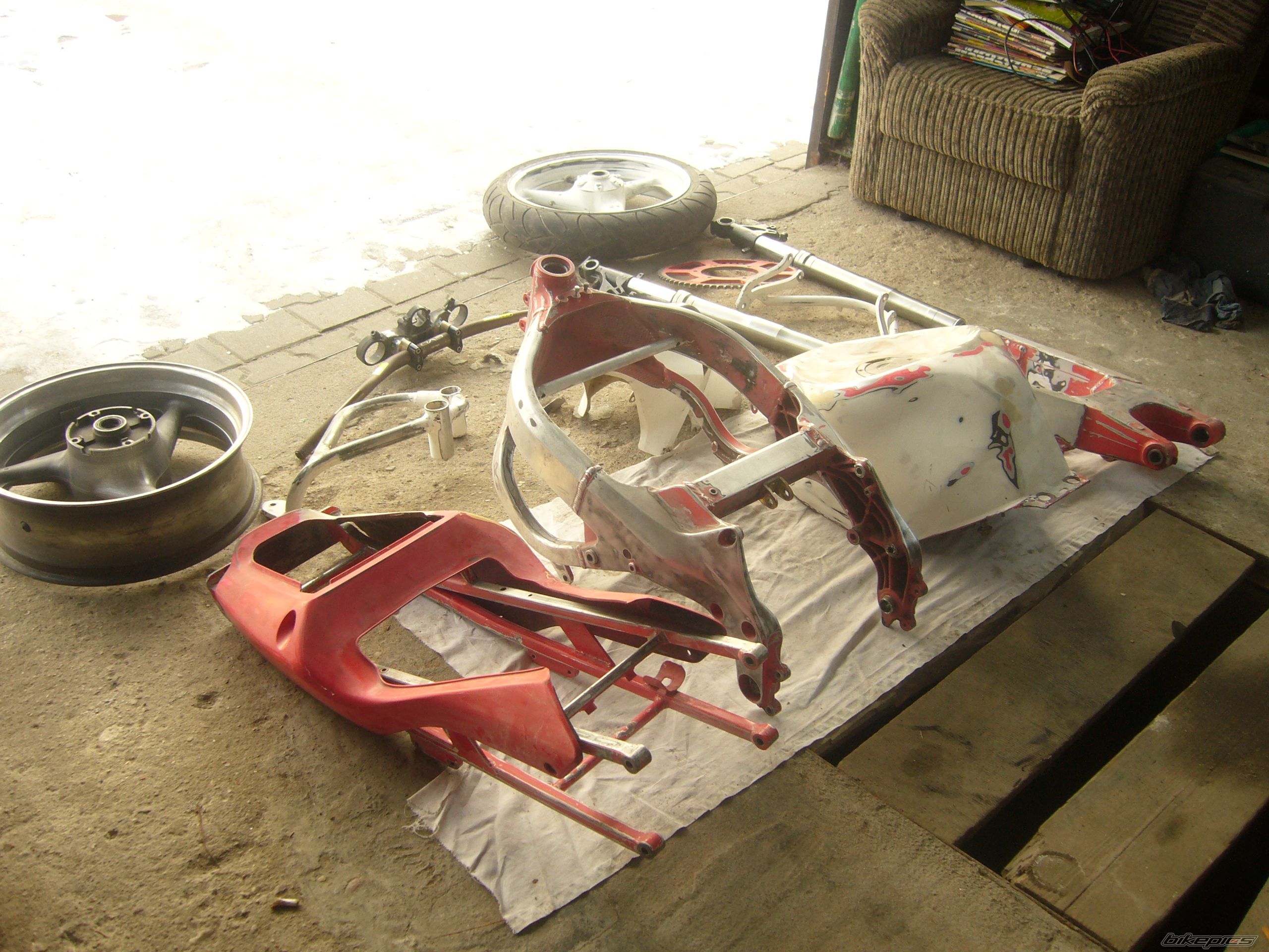 2001 HONDA CBR 600 F4I | Picture 2343778 motorcycle photo