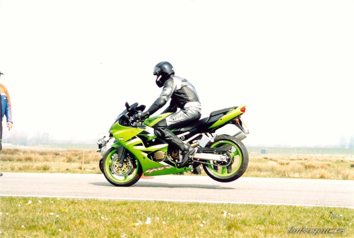 2001 KAWASAKI ZX 6R | Picture 23440 motorcycle photo