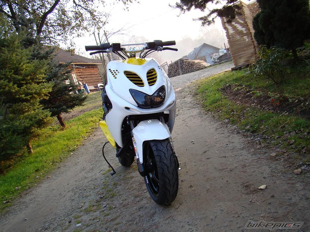 2012 YAMAHA AEROX 50 | Picture 2344561 motorcycle photo