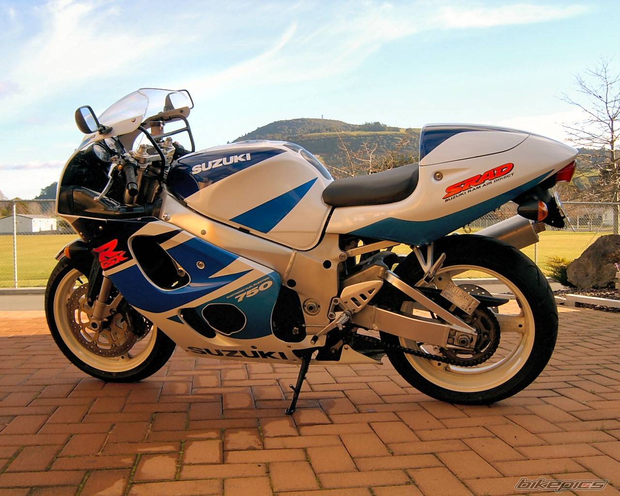 1998 SUZUKI GSX R 750 | Picture 234480 motorcycle photo