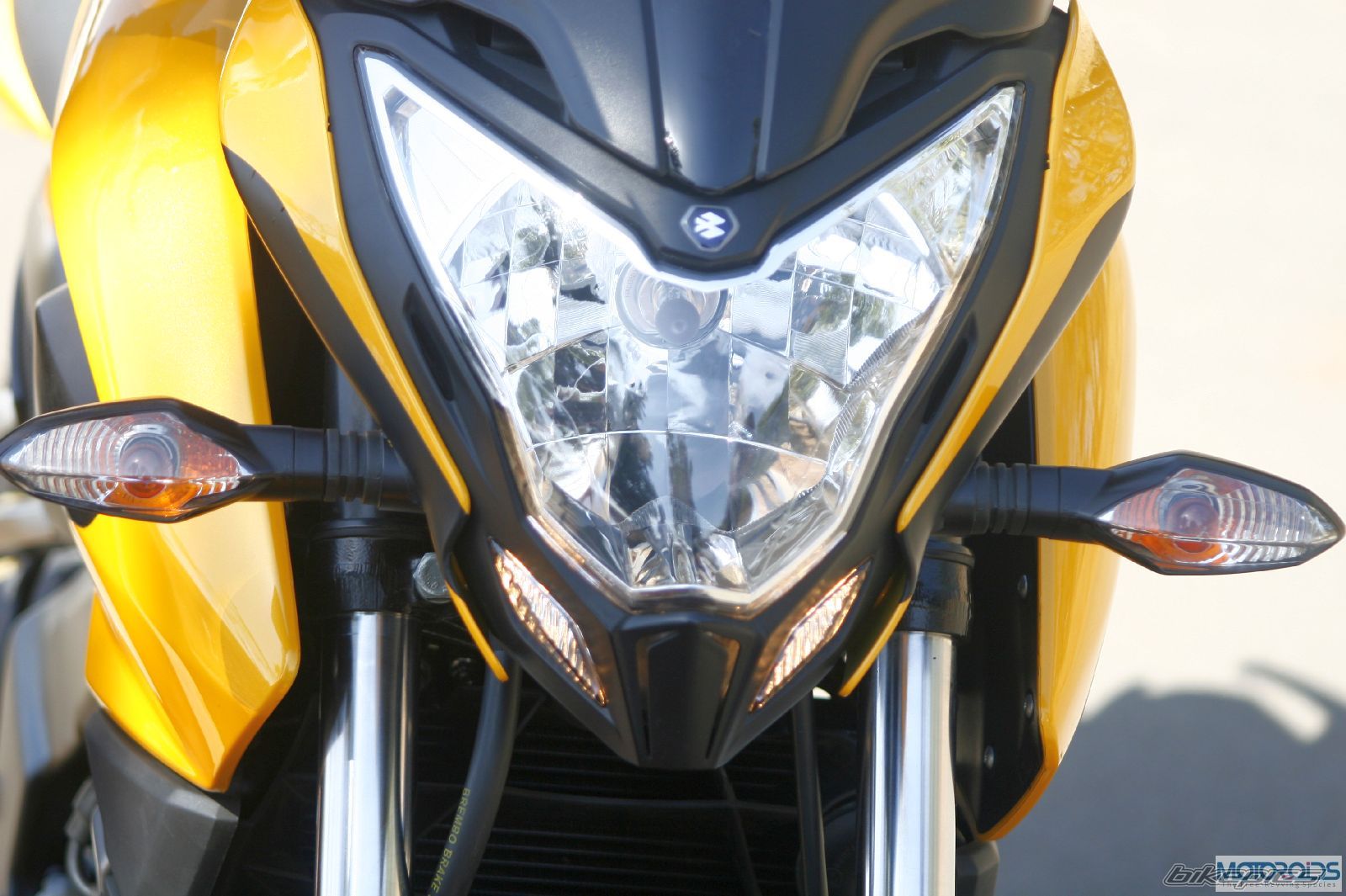 2012 BAJAJ PULSAR 200 NS | Picture 2346182 motorcycle photo